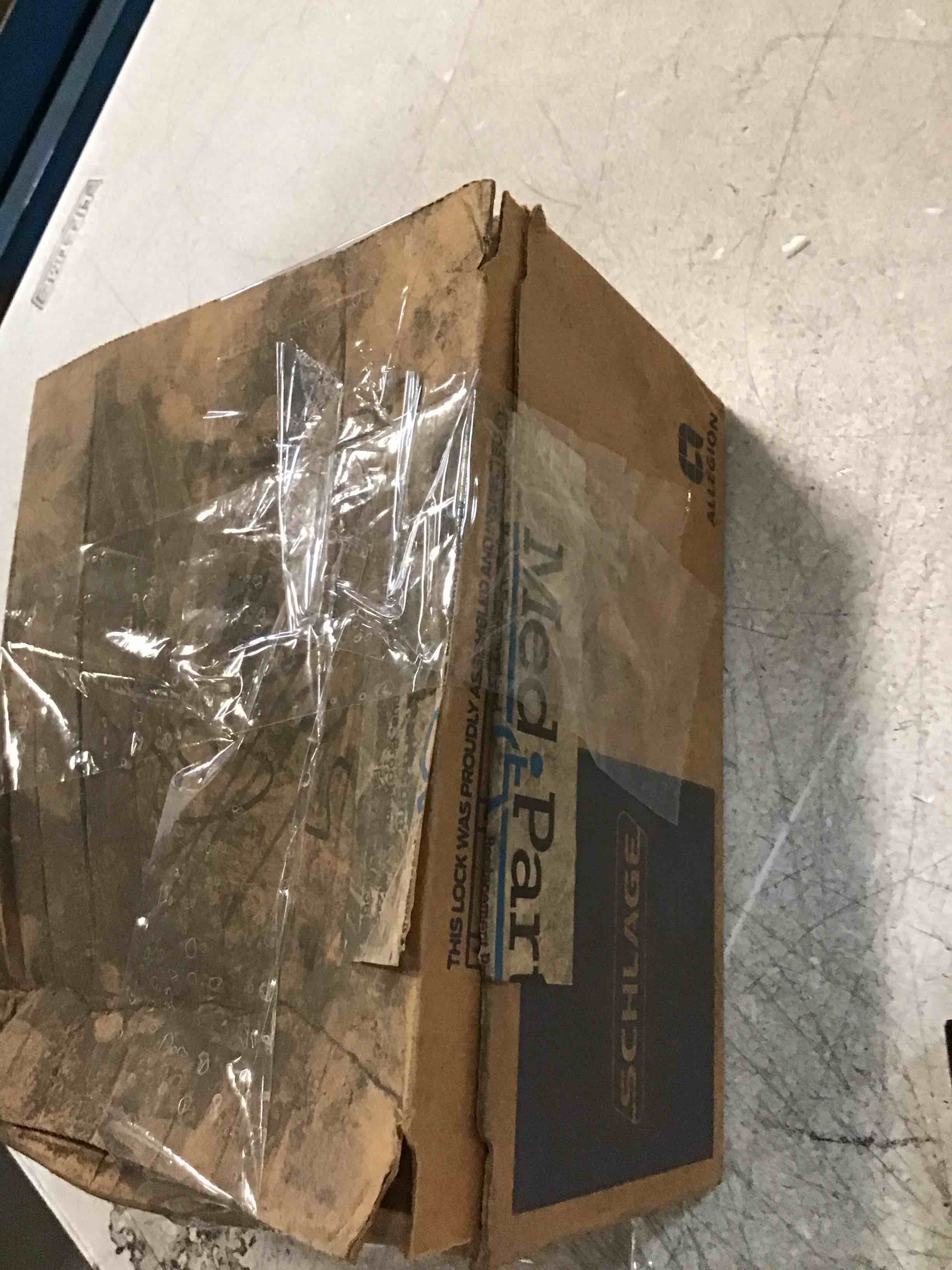 https://s3.amazonaws.com/lotting-images-prod/bidfta/PNK1349197_1733943292062.jpeg