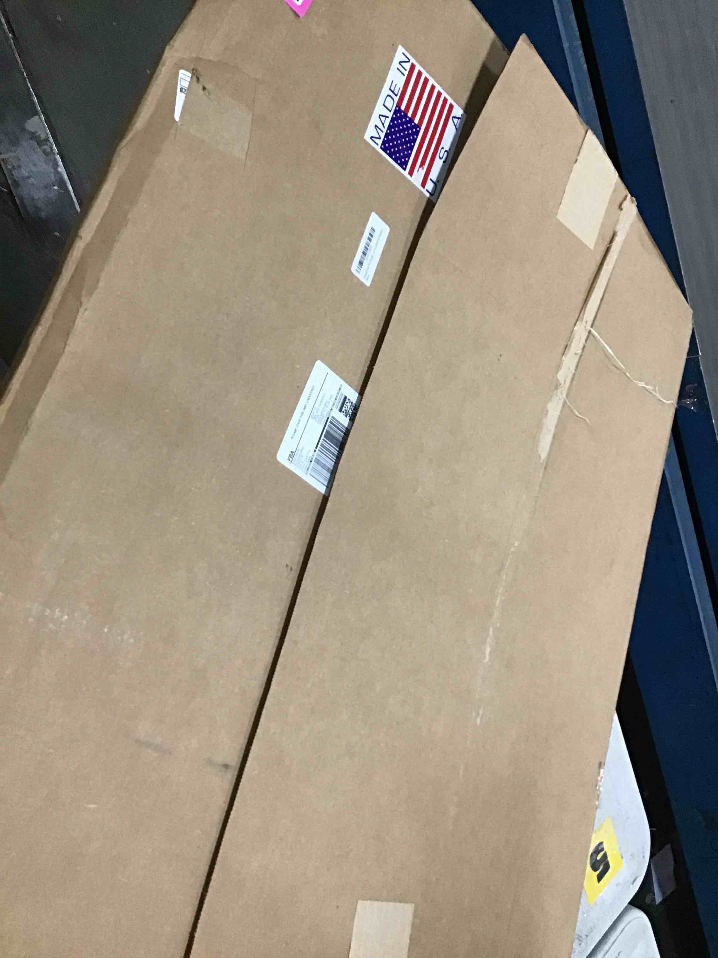 https://s3.amazonaws.com/lotting-images-prod/bidfta/PNK1349244_1733949742690.jpeg