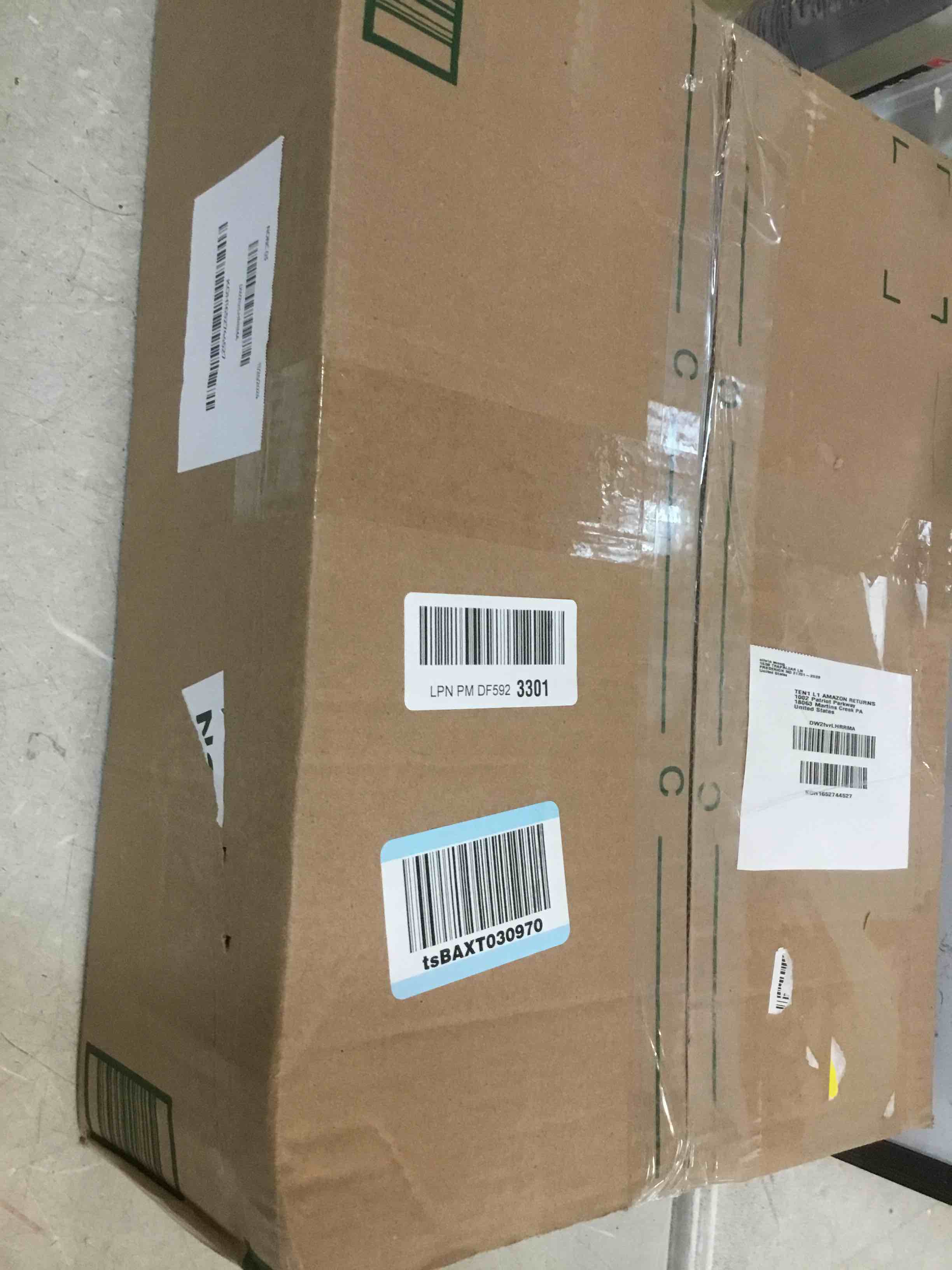 https://s3.amazonaws.com/lotting-images-prod/bidfta/PNK1349317_1734011809783.jpeg