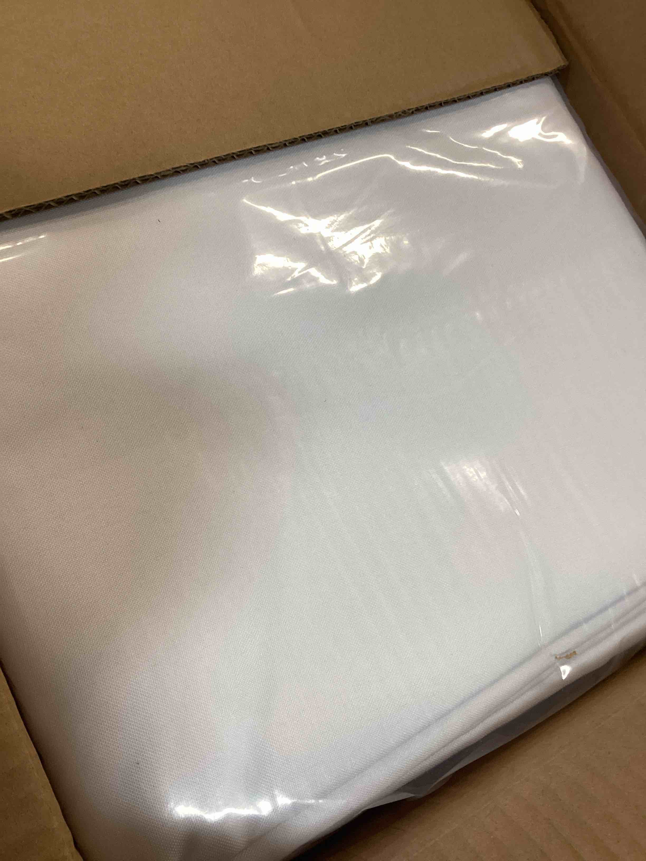 https://s3.amazonaws.com/lotting-images-prod/bidfta/PNK1349820_1734190219992.jpeg