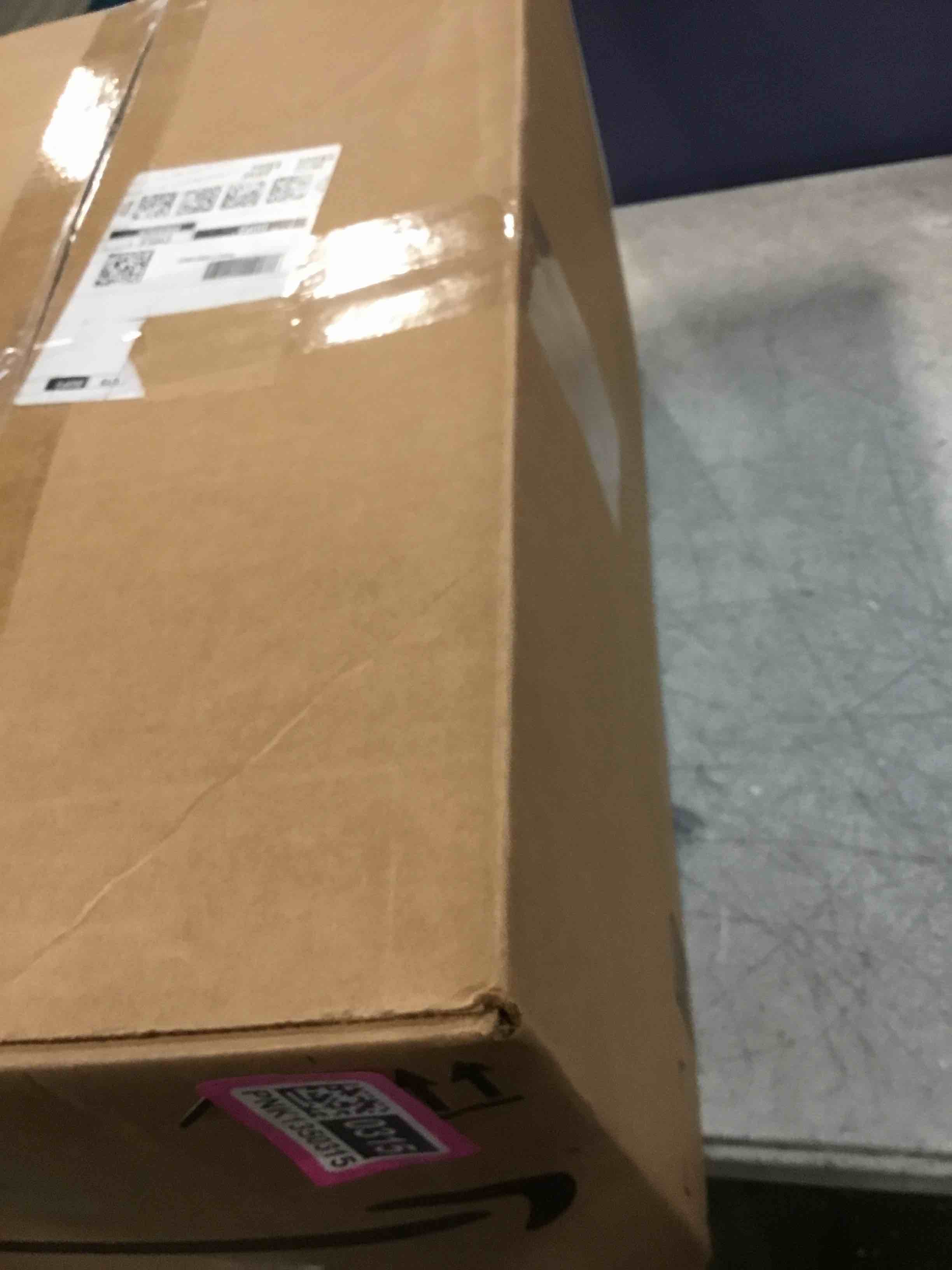 https://s3.amazonaws.com/lotting-images-prod/bidfta/PNK1350315_1734461747204.jpeg