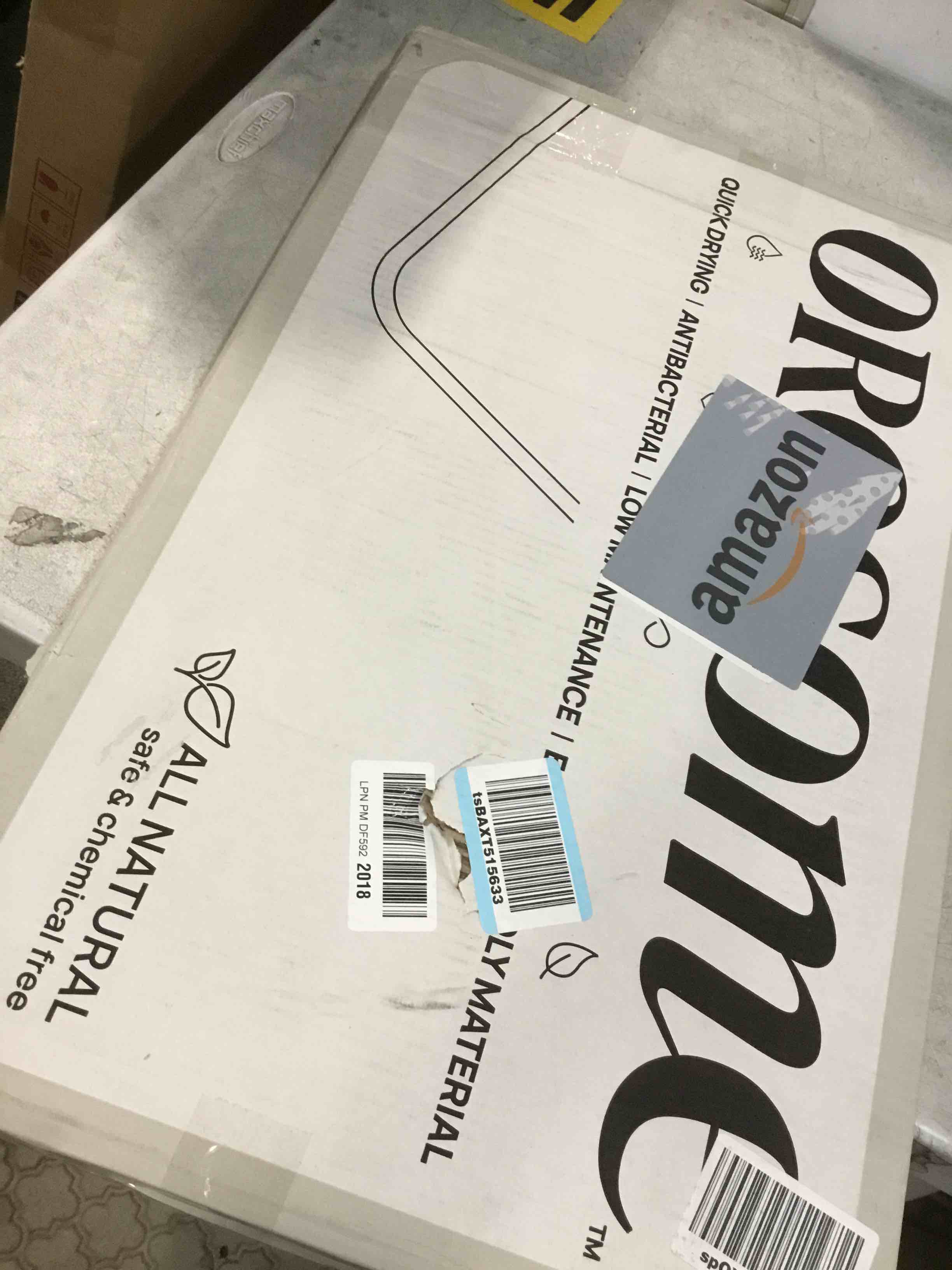 https://s3.amazonaws.com/lotting-images-prod/bidfta/PNK1350844_1734635366916.jpeg