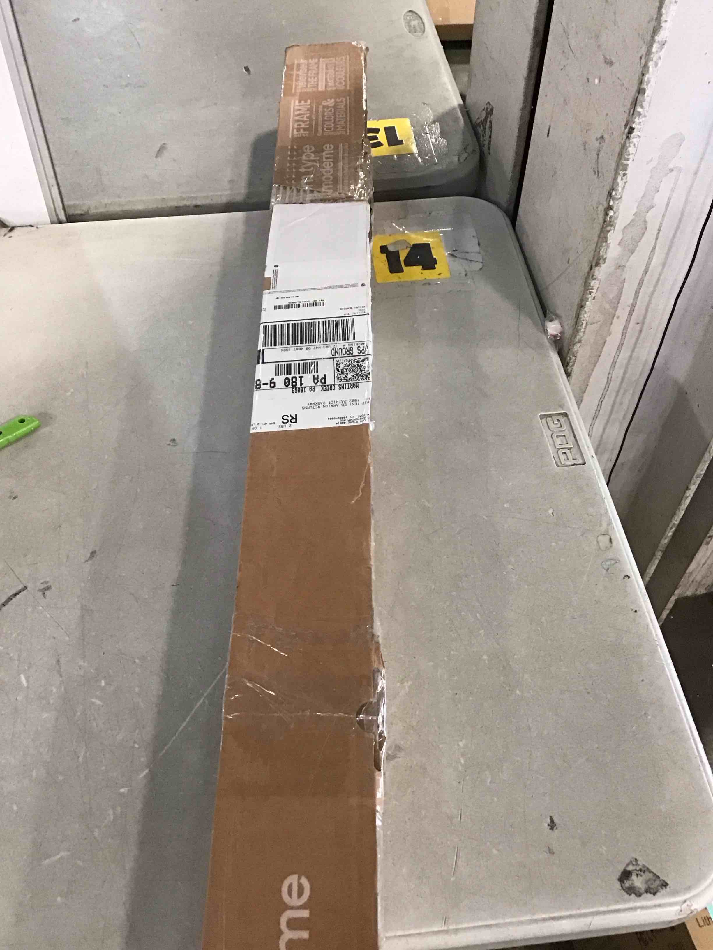 https://s3.amazonaws.com/lotting-images-prod/bidfta/PNK1350937_1736443653432.jpeg