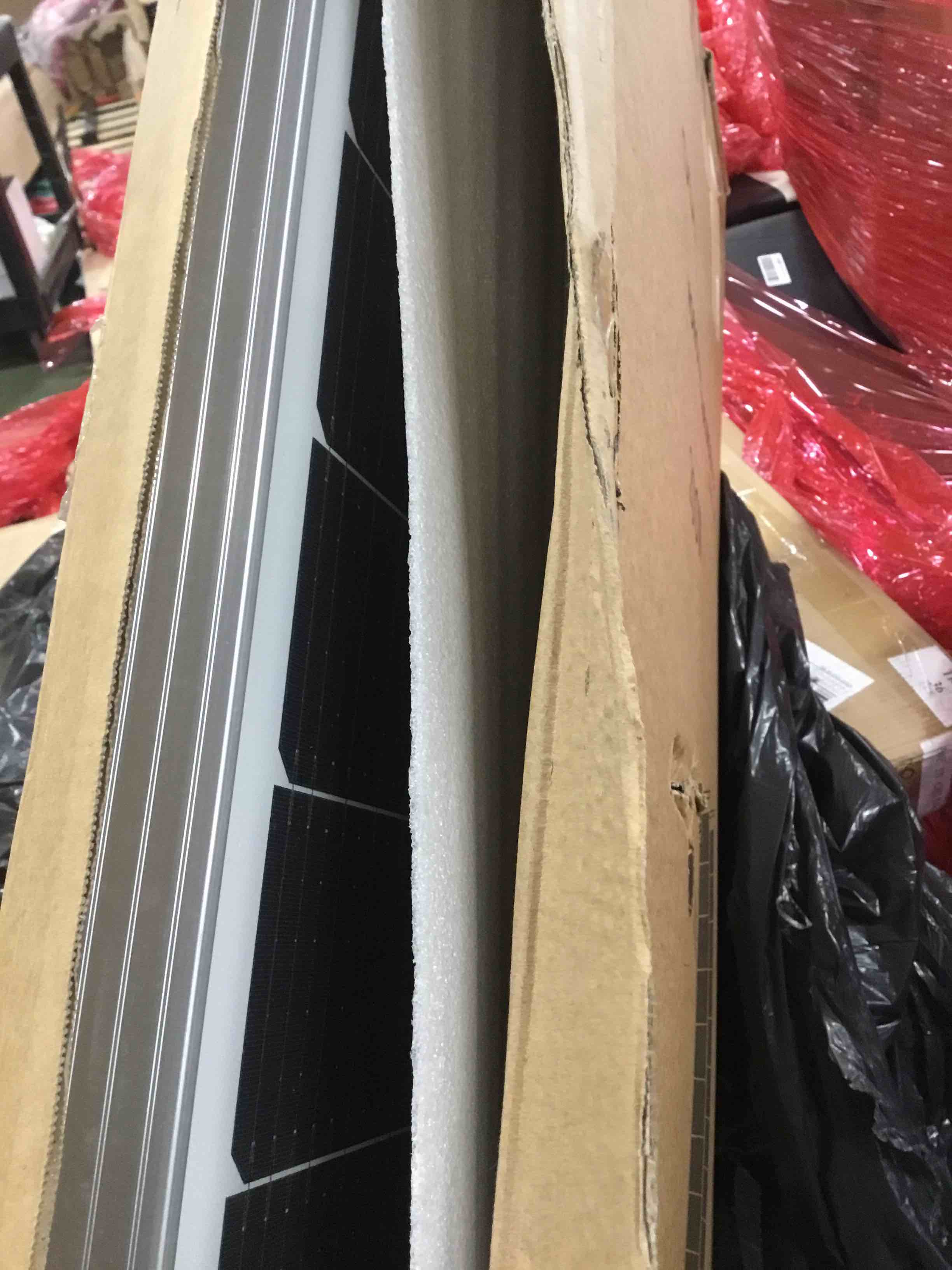 https://s3.amazonaws.com/lotting-images-prod/bidfta/PNK1352178_1741785547703.jpeg
