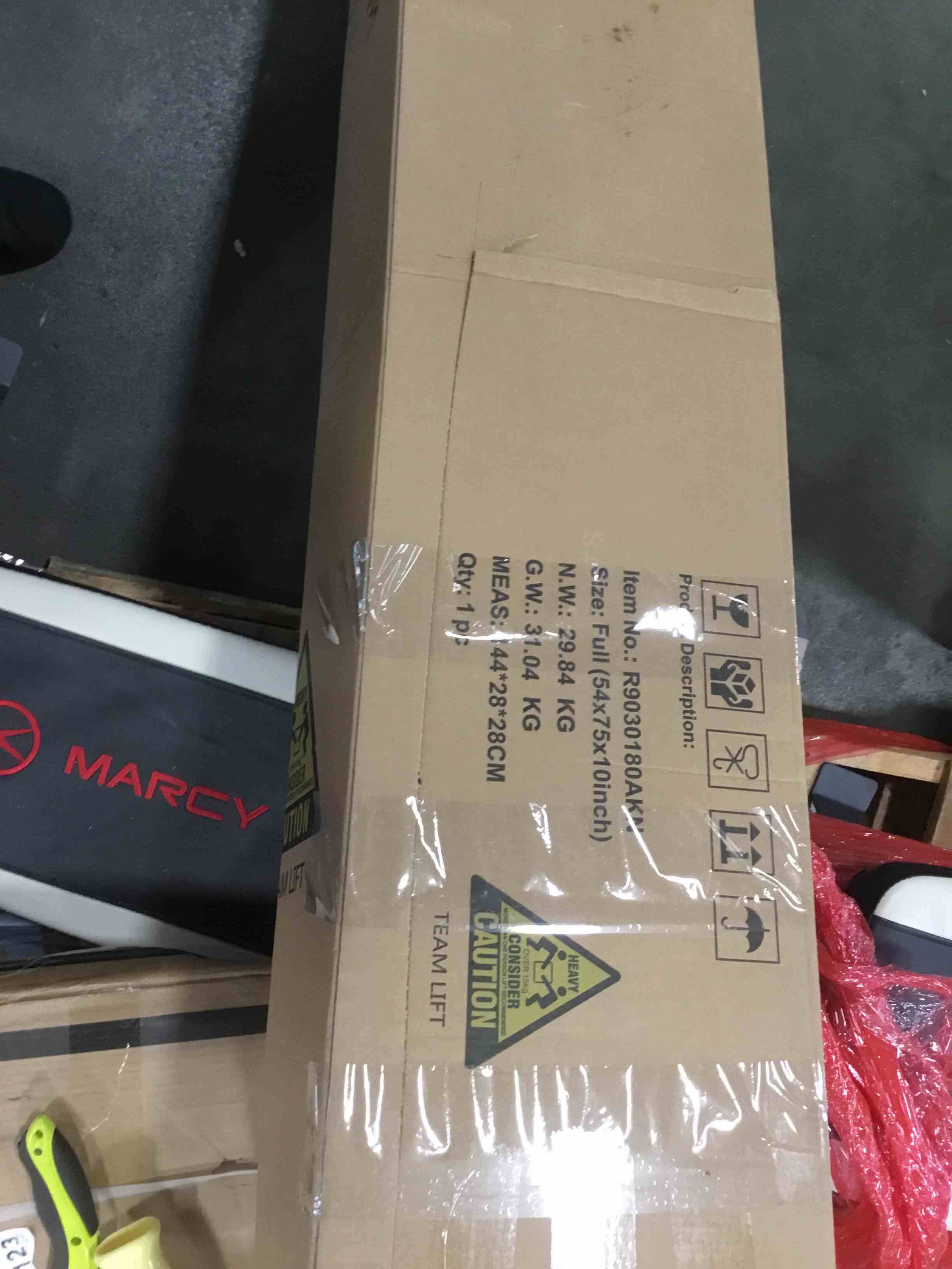 https://s3.amazonaws.com/lotting-images-prod/bidfta/PNK1352210_1741790840893.jpeg