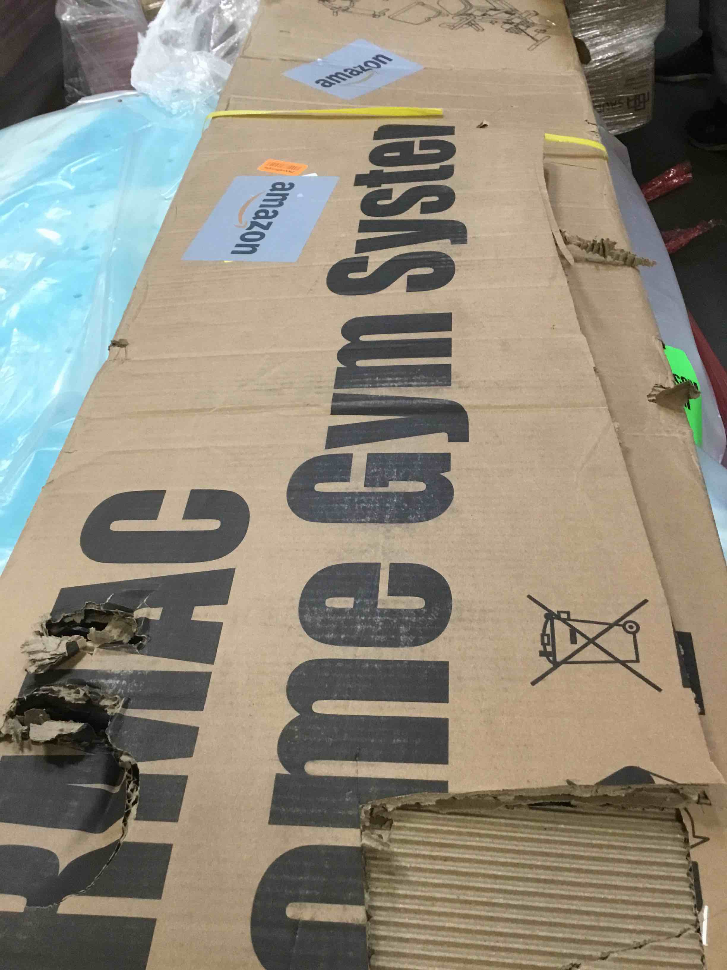 https://s3.amazonaws.com/lotting-images-prod/bidfta/PNK1353020_1742398903780.jpeg