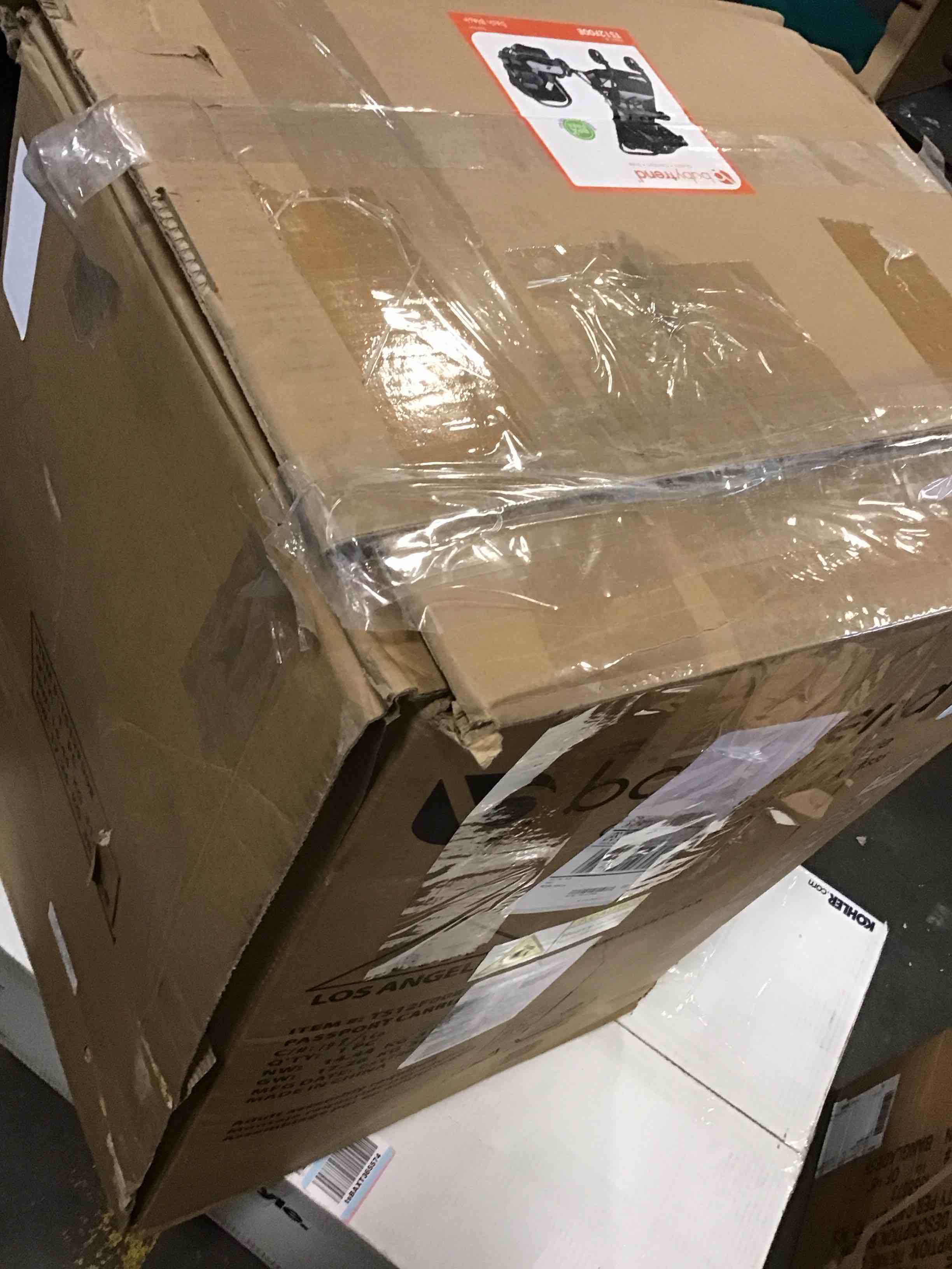 https://s3.amazonaws.com/lotting-images-prod/bidfta/PNK1354003_1733165352472.jpeg