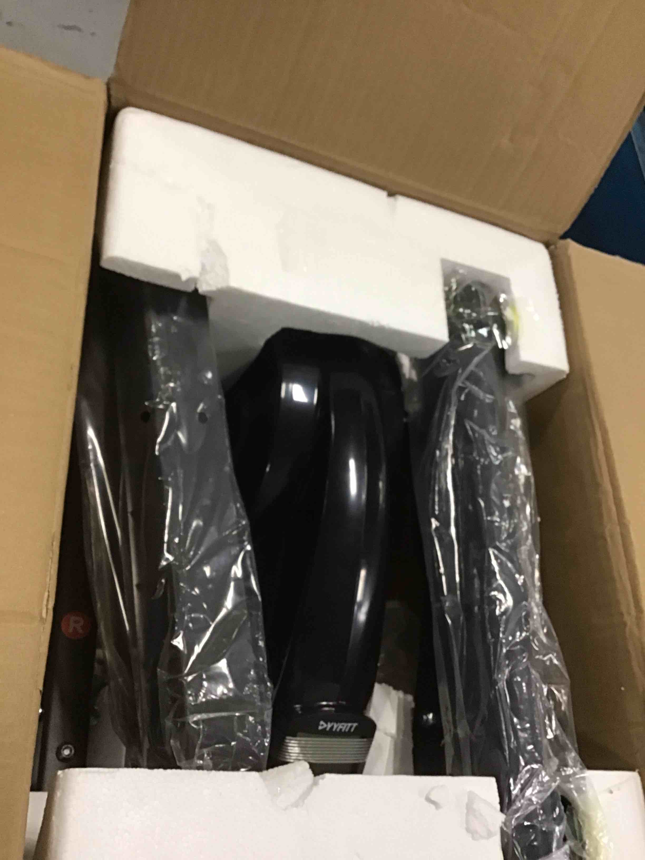 https://s3.amazonaws.com/lotting-images-prod/bidfta/PNK1354010_1733166065577.jpeg