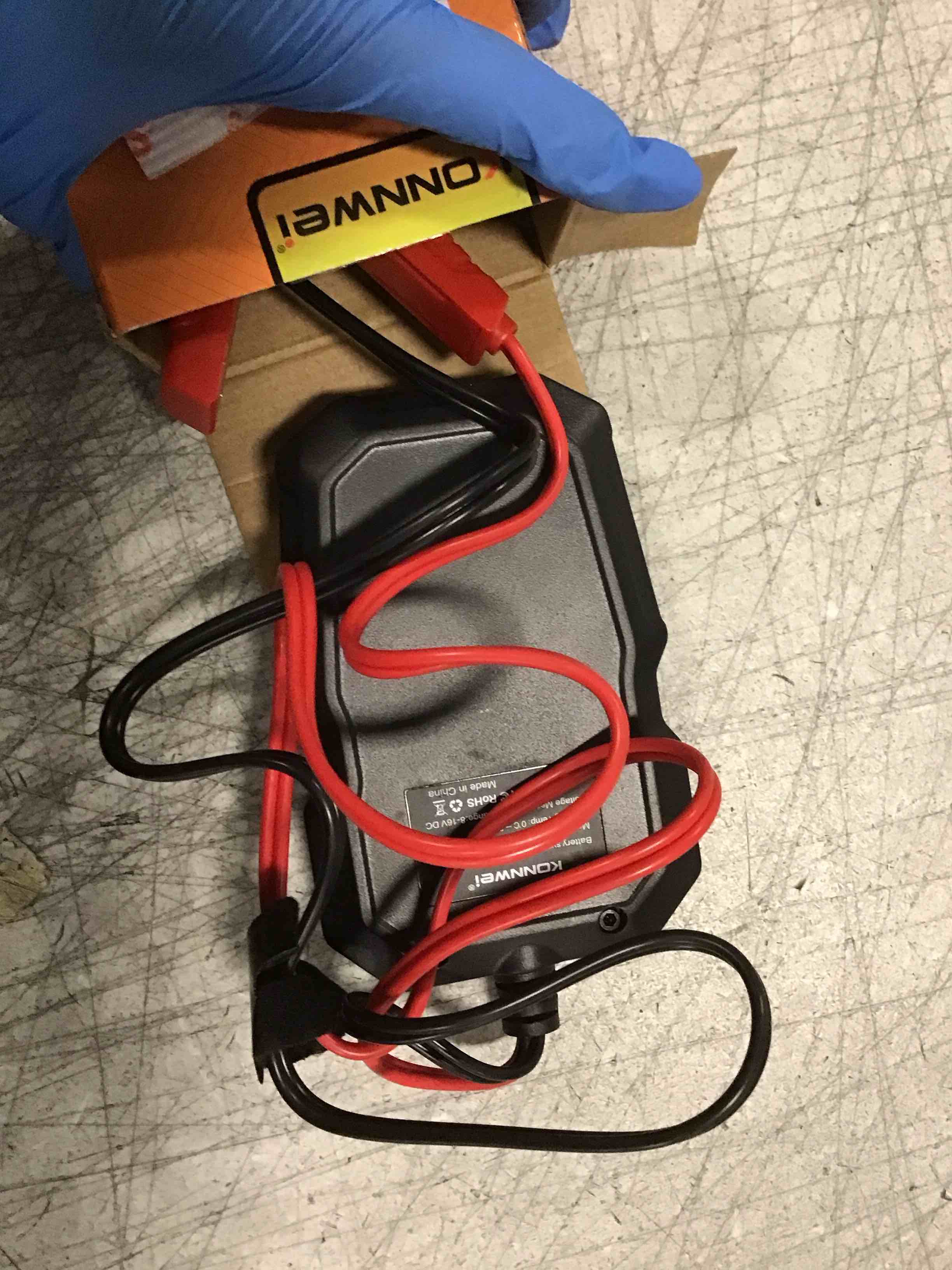 https://s3.amazonaws.com/lotting-images-prod/bidfta/PNK1354167_1733236508875.jpeg
