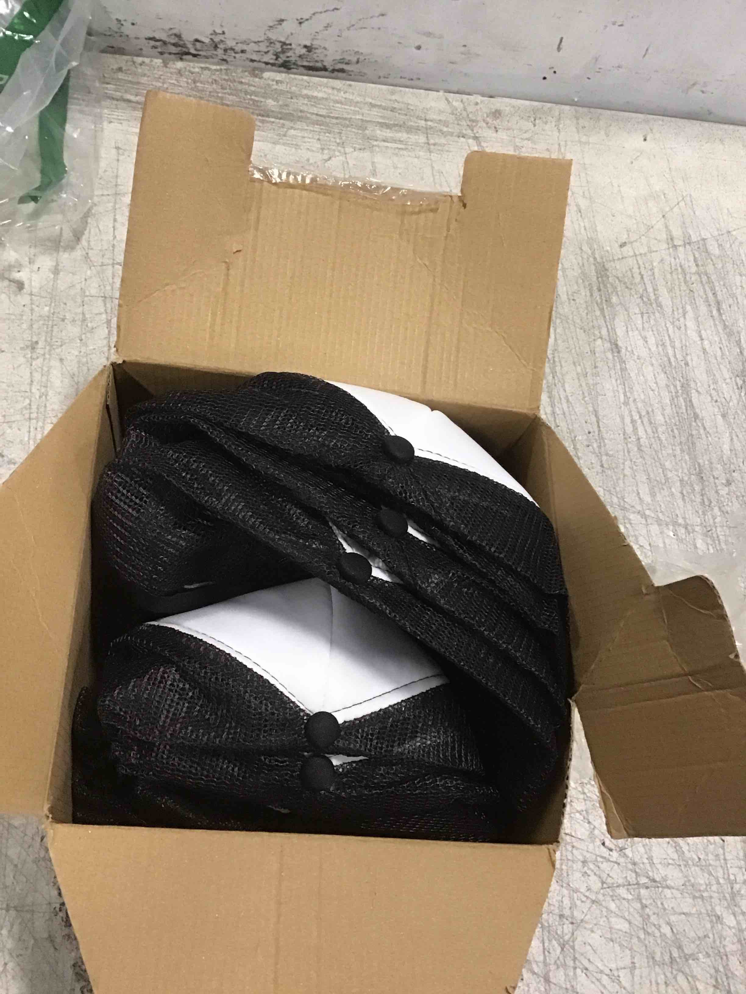 https://s3.amazonaws.com/lotting-images-prod/bidfta/PNK1354186_1733239154468.jpeg