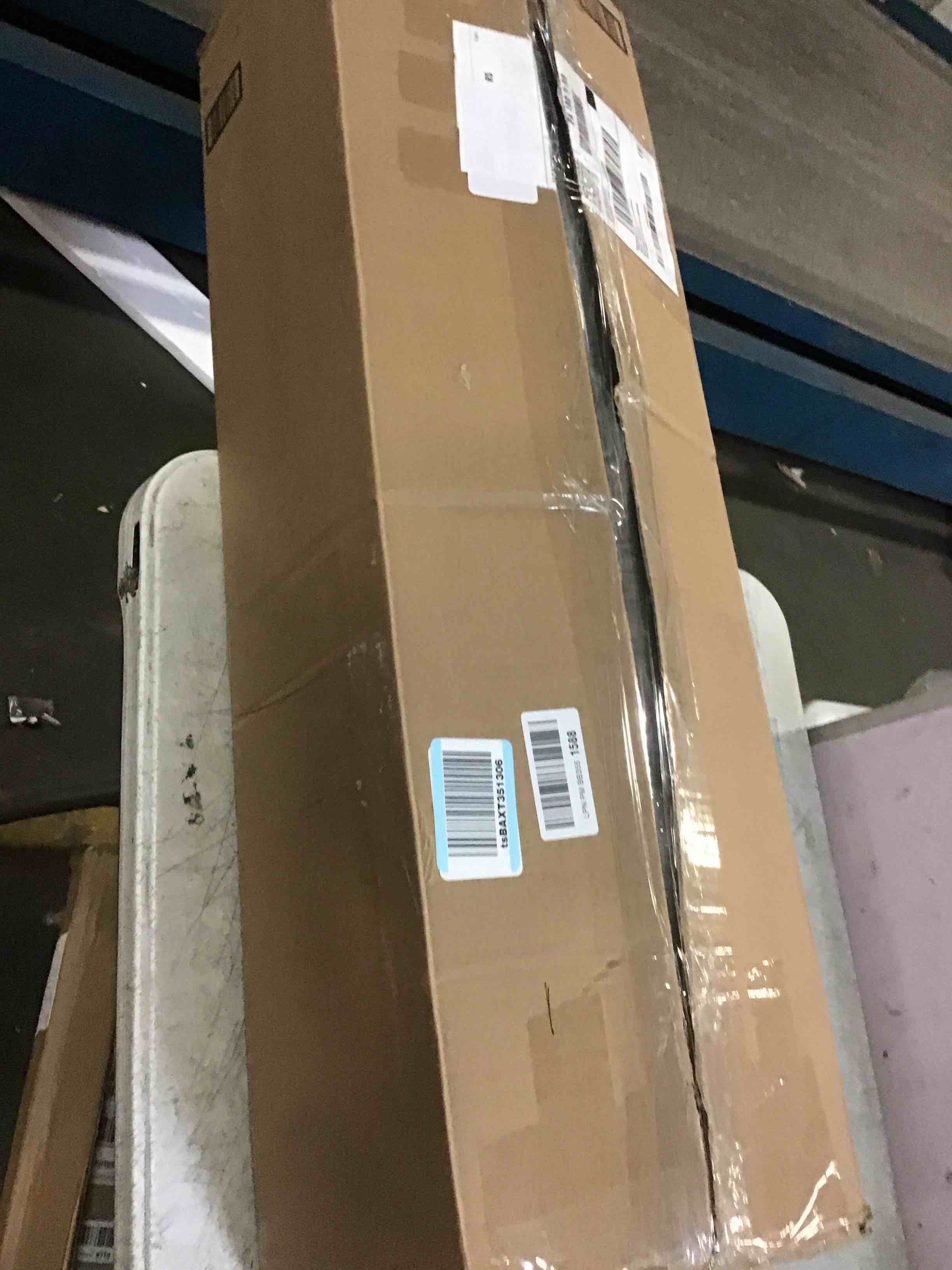 https://s3.amazonaws.com/lotting-images-prod/bidfta/PNK1354400_1733322321528.jpeg