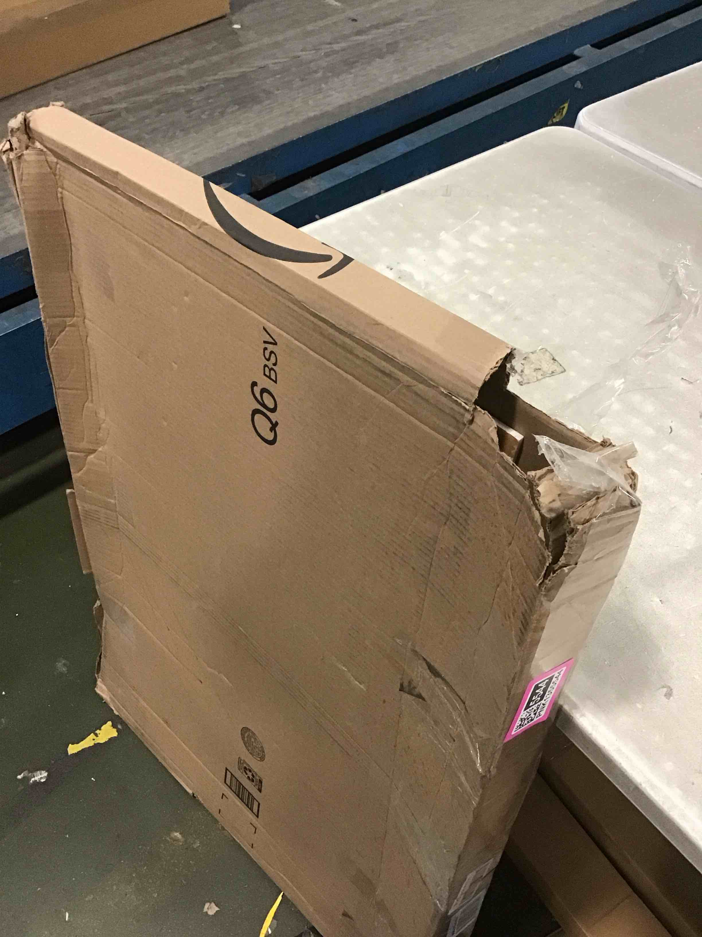 https://s3.amazonaws.com/lotting-images-prod/bidfta/PNK1355544_1733857375021.jpeg
