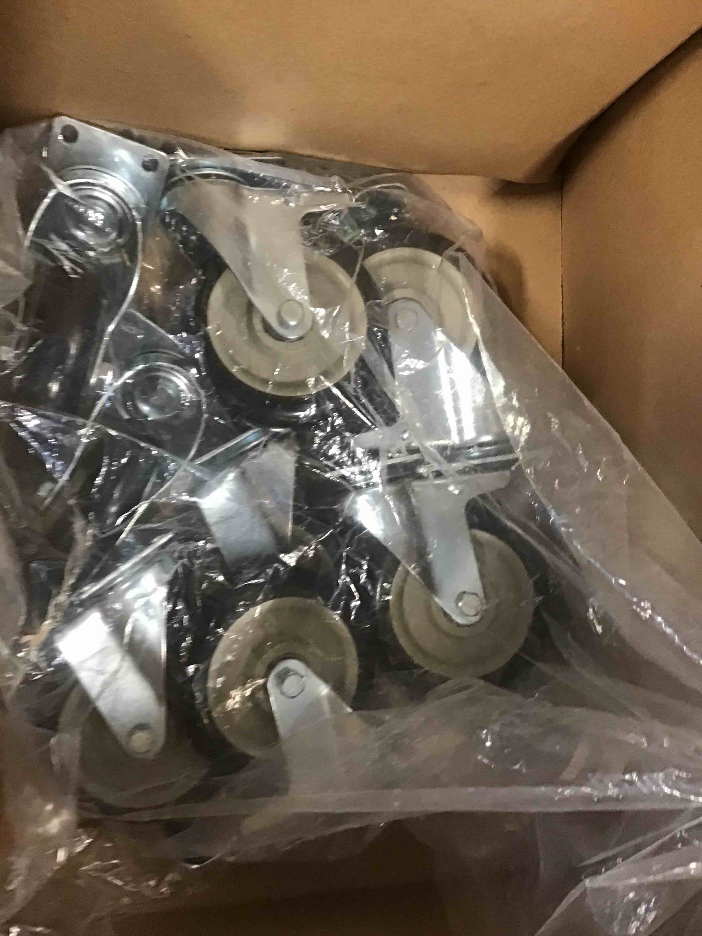 https://s3.amazonaws.com/lotting-images-prod/bidfta/PNK1356811_1734444899977.jpeg