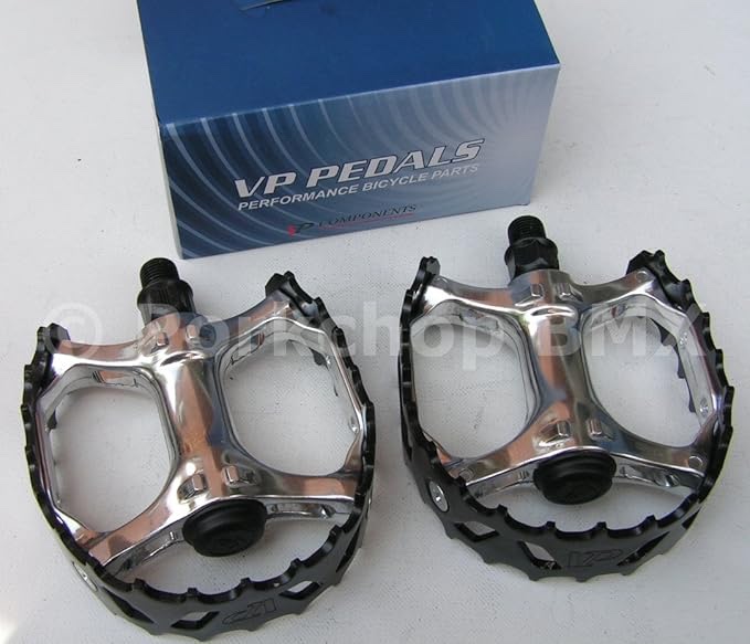 VP-747 3rd generation Bear Claw BMX alloy bicycle pedals - 1/2" - BLACK