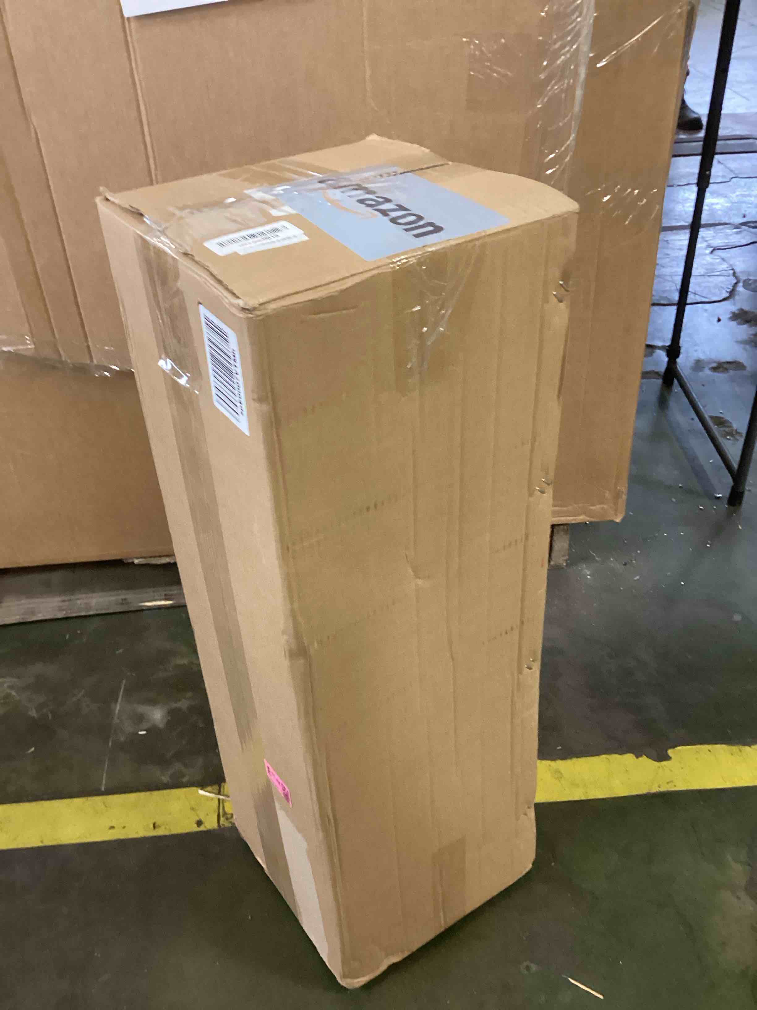 https://s3.amazonaws.com/lotting-images-prod/bidfta/PNK1358646_1734719551842.jpeg