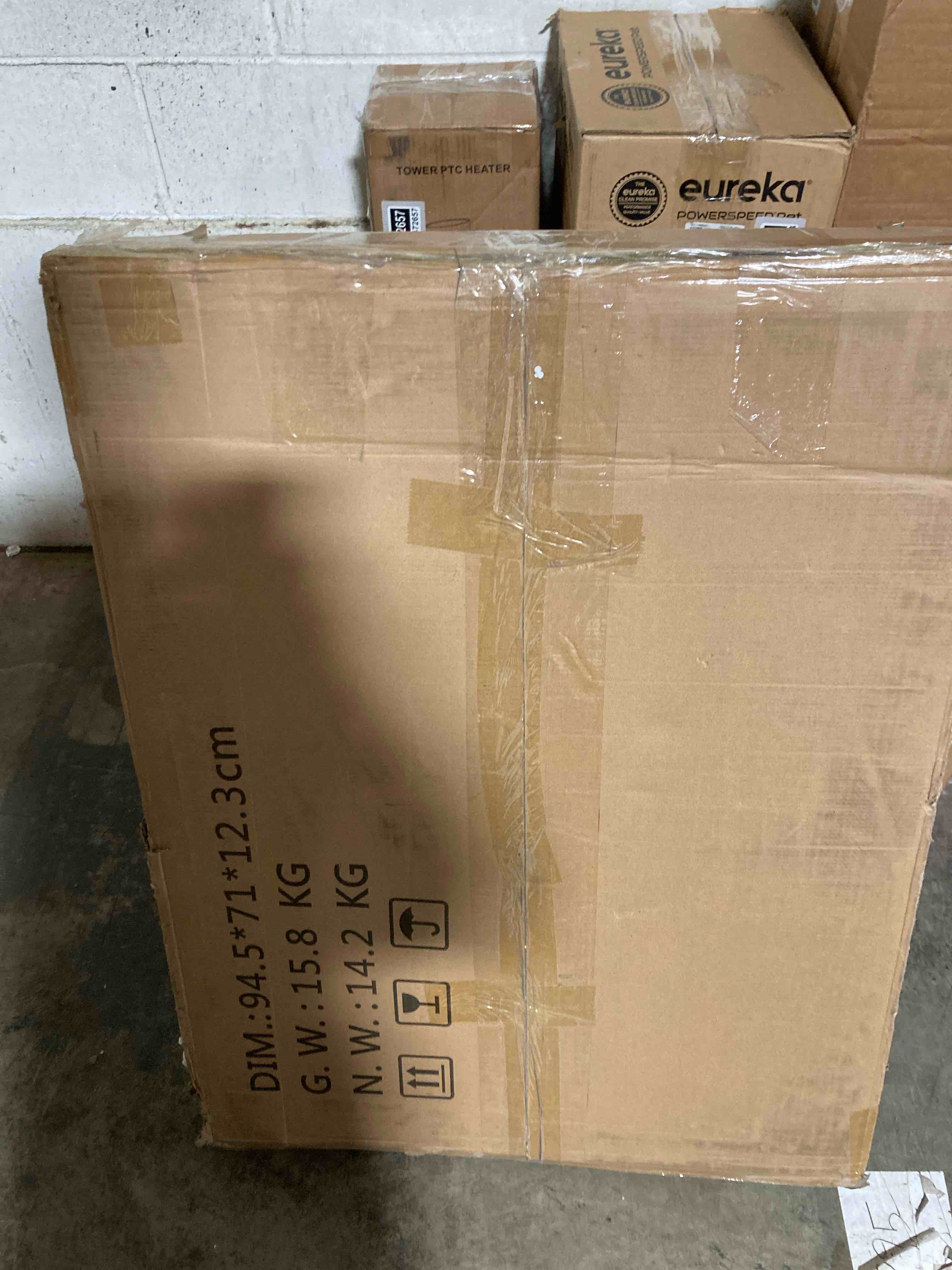 https://s3.amazonaws.com/lotting-images-prod/bidfta/PNK1360324_1737491759517.jpeg
