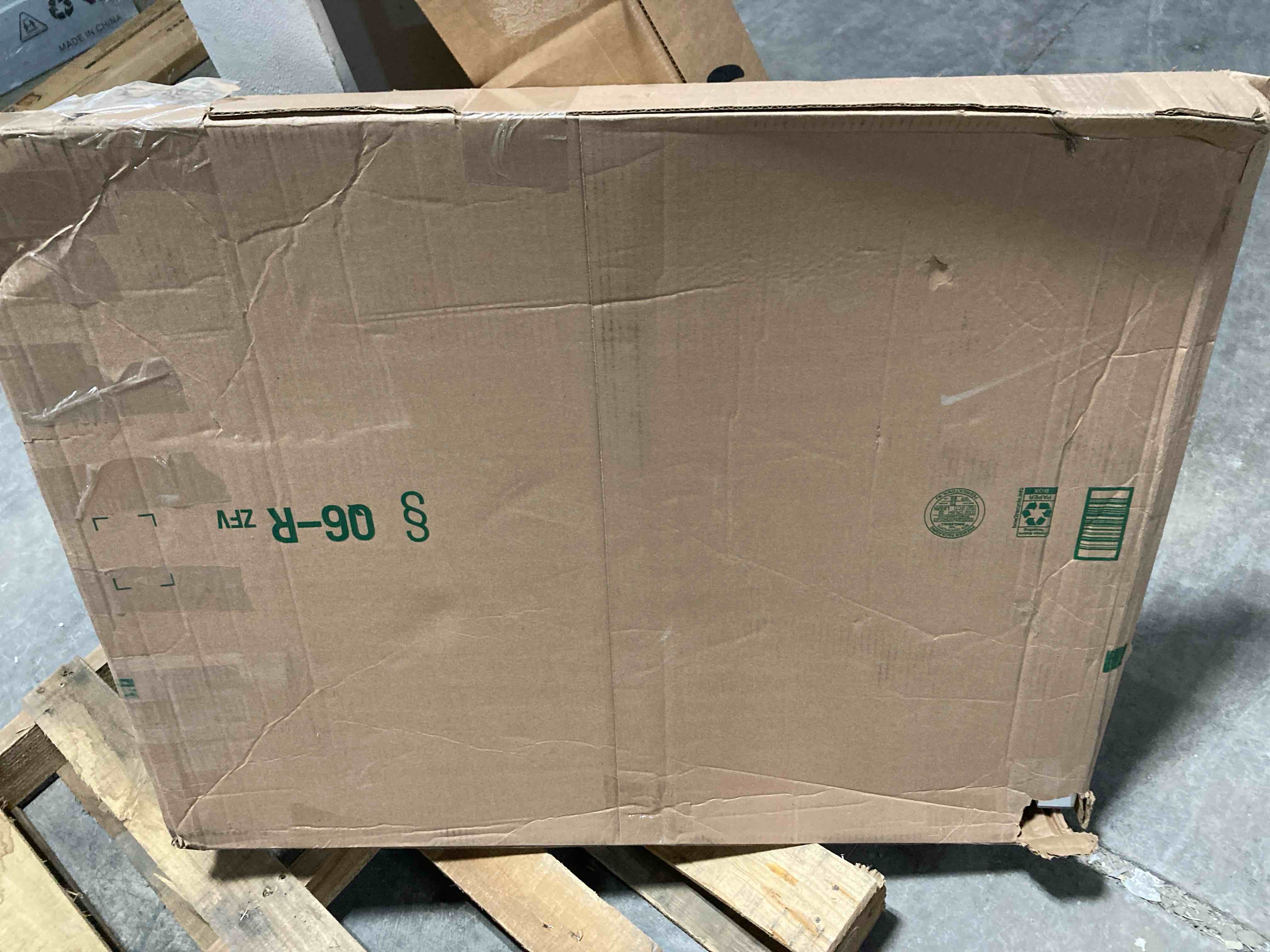 https://s3.amazonaws.com/lotting-images-prod/bidfta/PNK1360329_1737499232187.jpeg