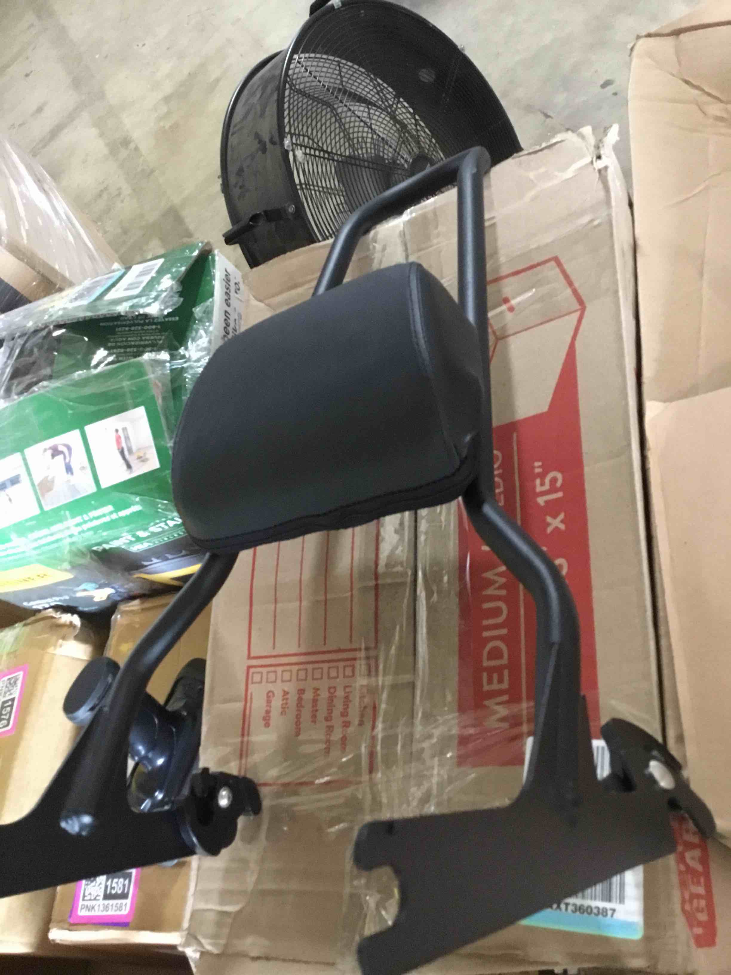 https://s3.amazonaws.com/lotting-images-prod/bidfta/PNK1361591_1753819764114.jpeg