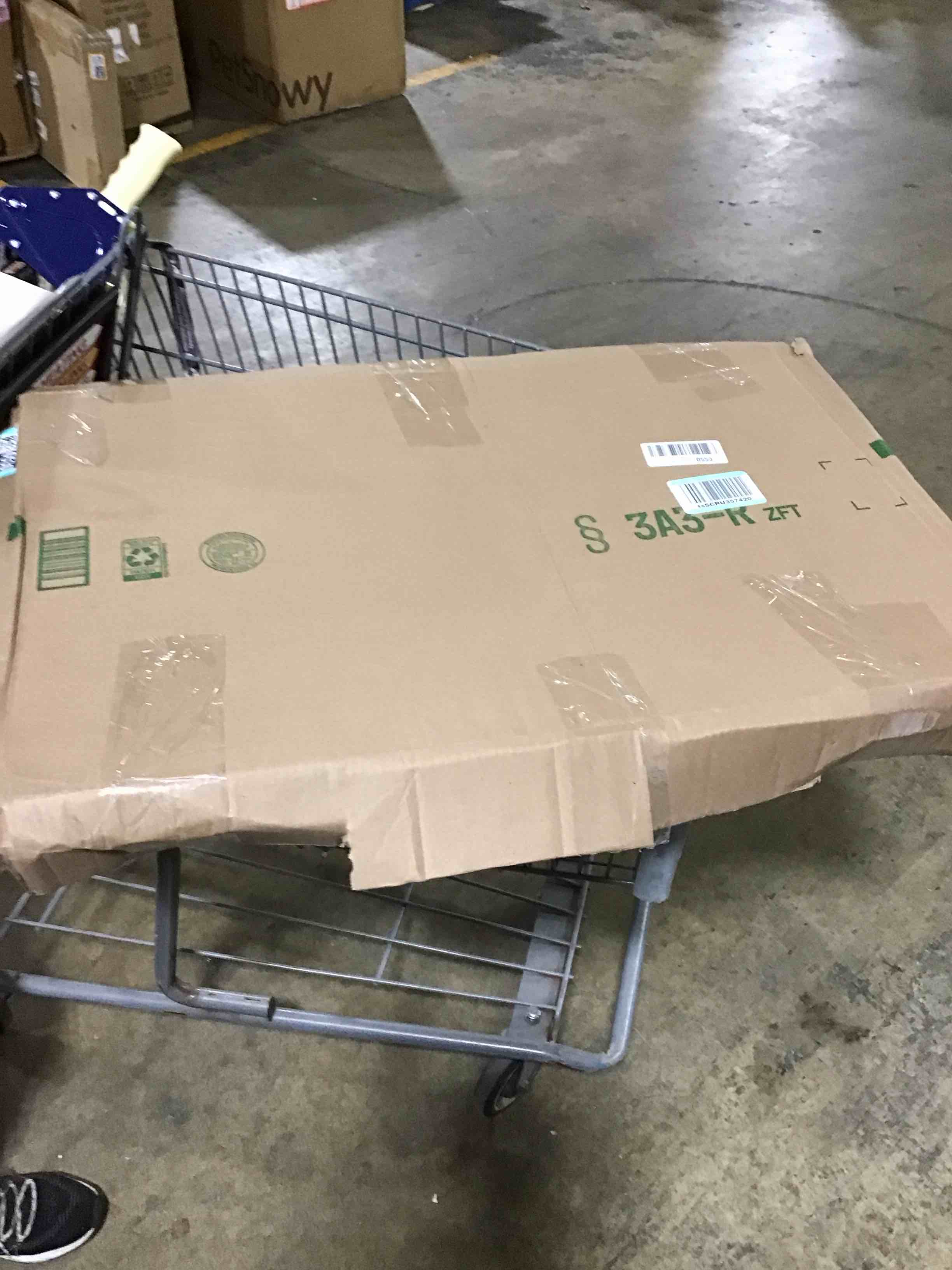 https://s3.amazonaws.com/lotting-images-prod/bidfta/PNK1361698_1755097525634.jpeg