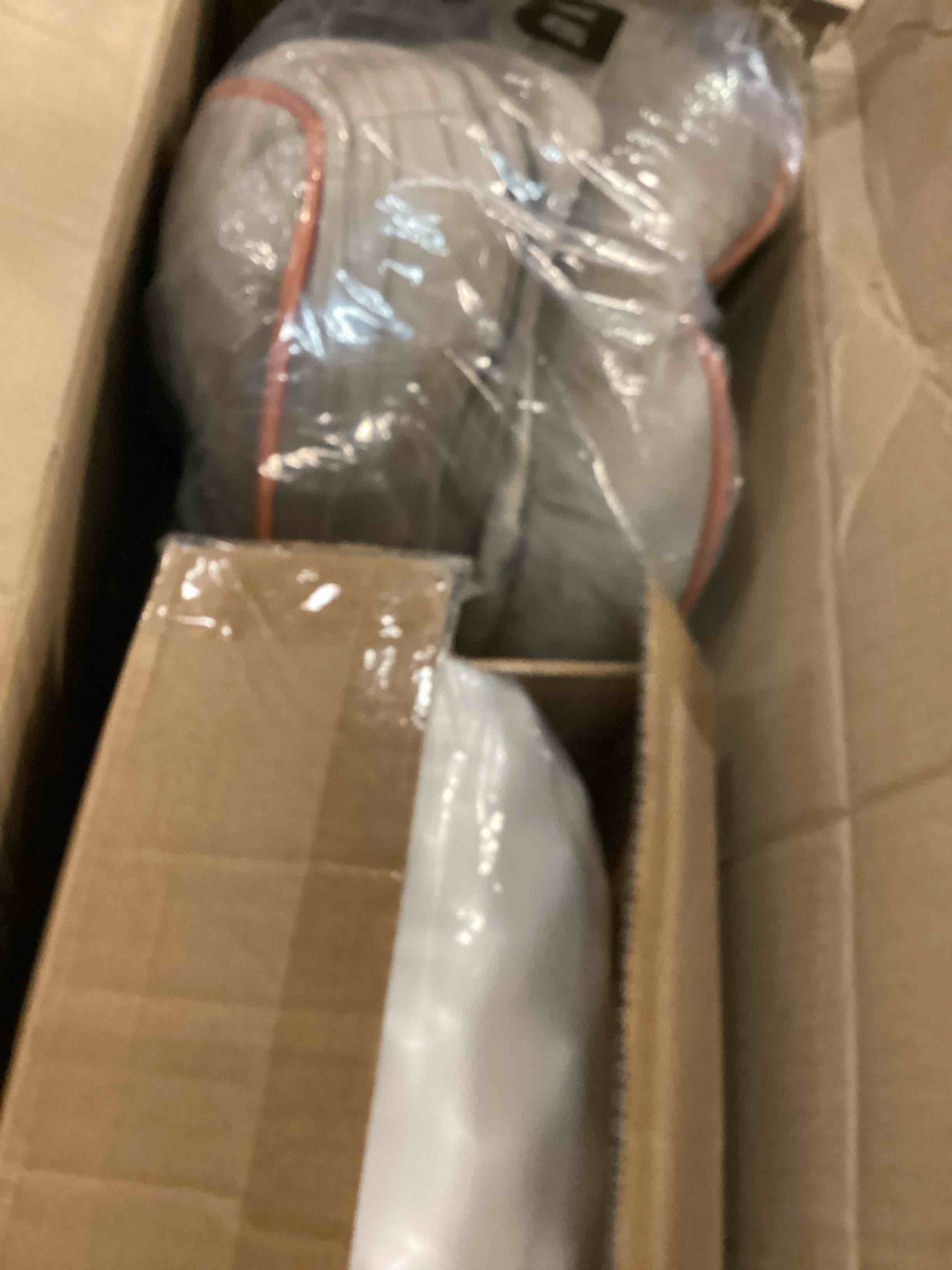 https://s3.amazonaws.com/lotting-images-prod/bidfta/PNK1366543_1732045324439.jpeg