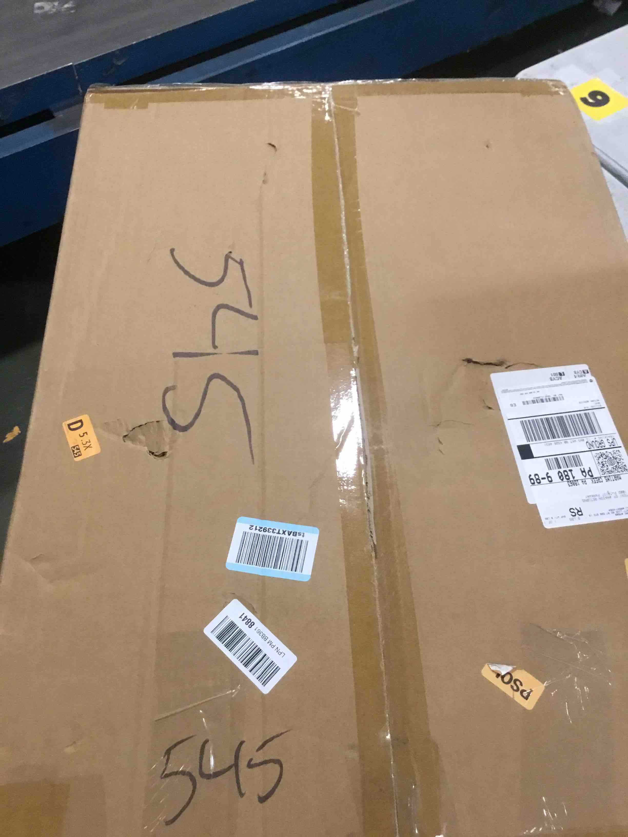 https://s3.amazonaws.com/lotting-images-prod/bidfta/PNK1367249_1732653716671.jpeg