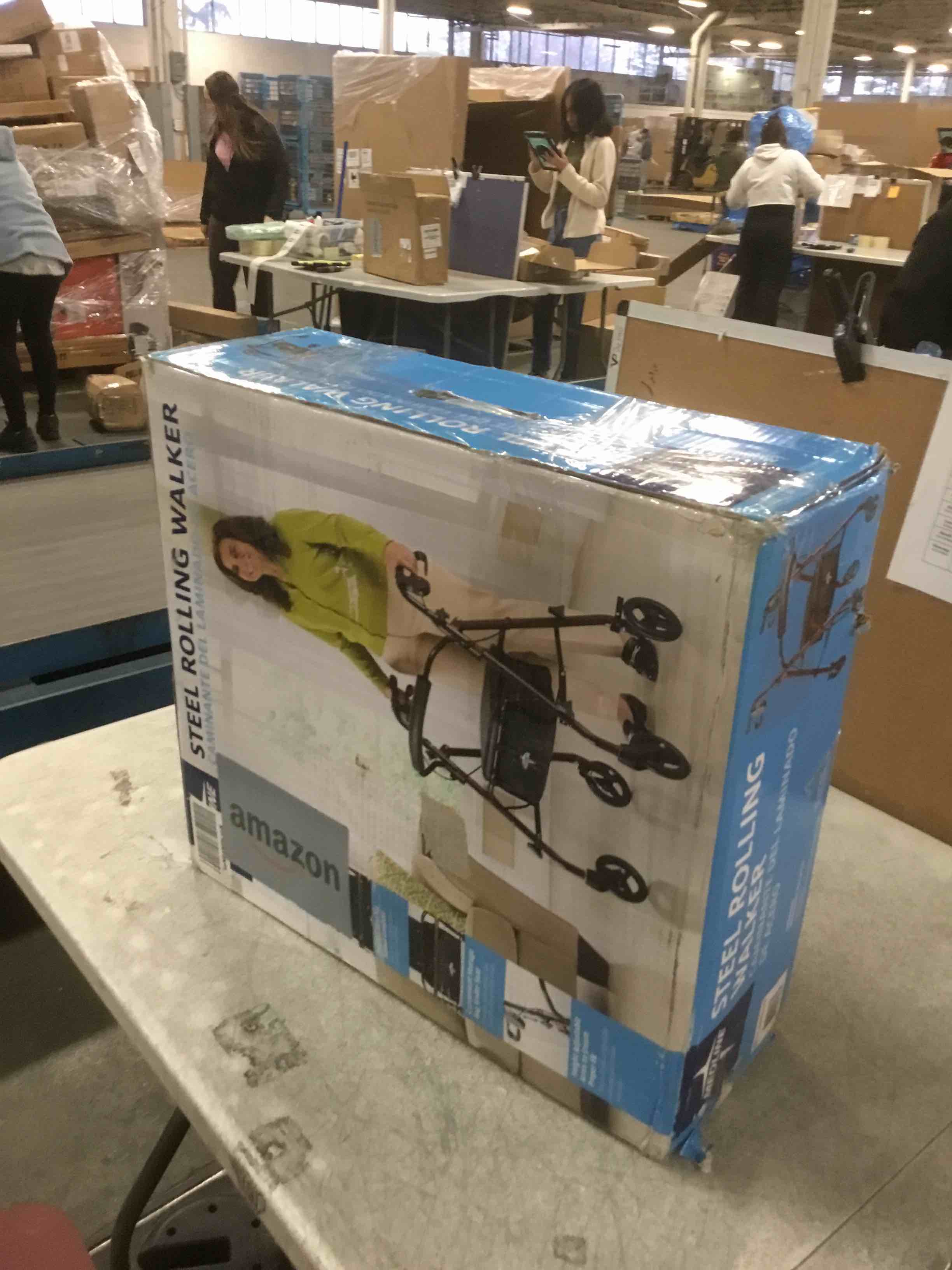 https://s3.amazonaws.com/lotting-images-prod/bidfta/PNK1367455_1732886091656.jpeg