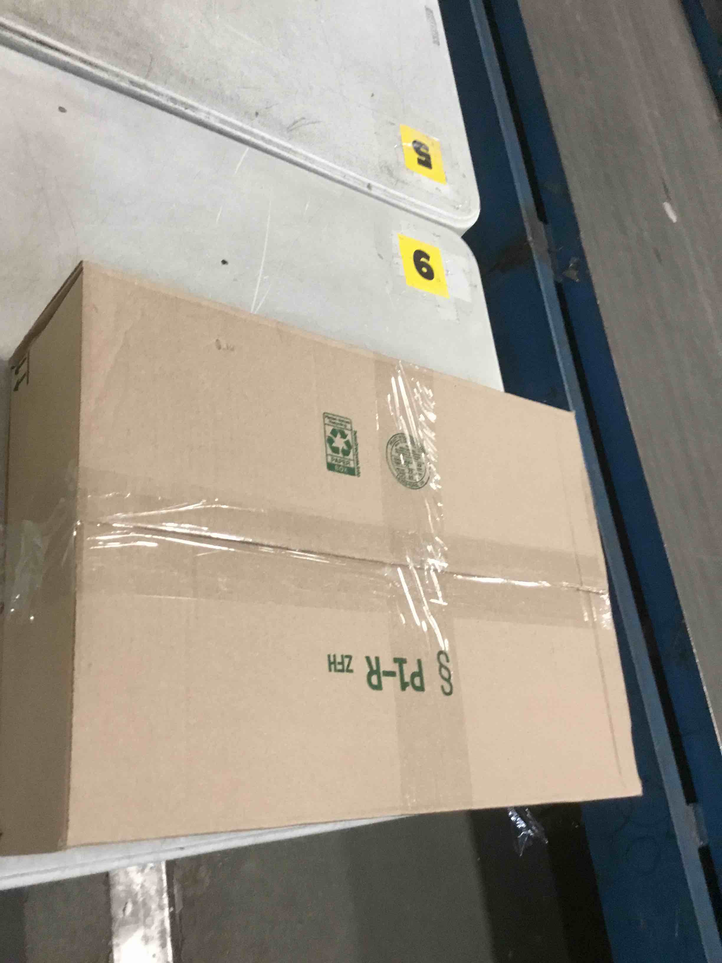 https://s3.amazonaws.com/lotting-images-prod/bidfta/PNK1368238_1733318123216.jpeg