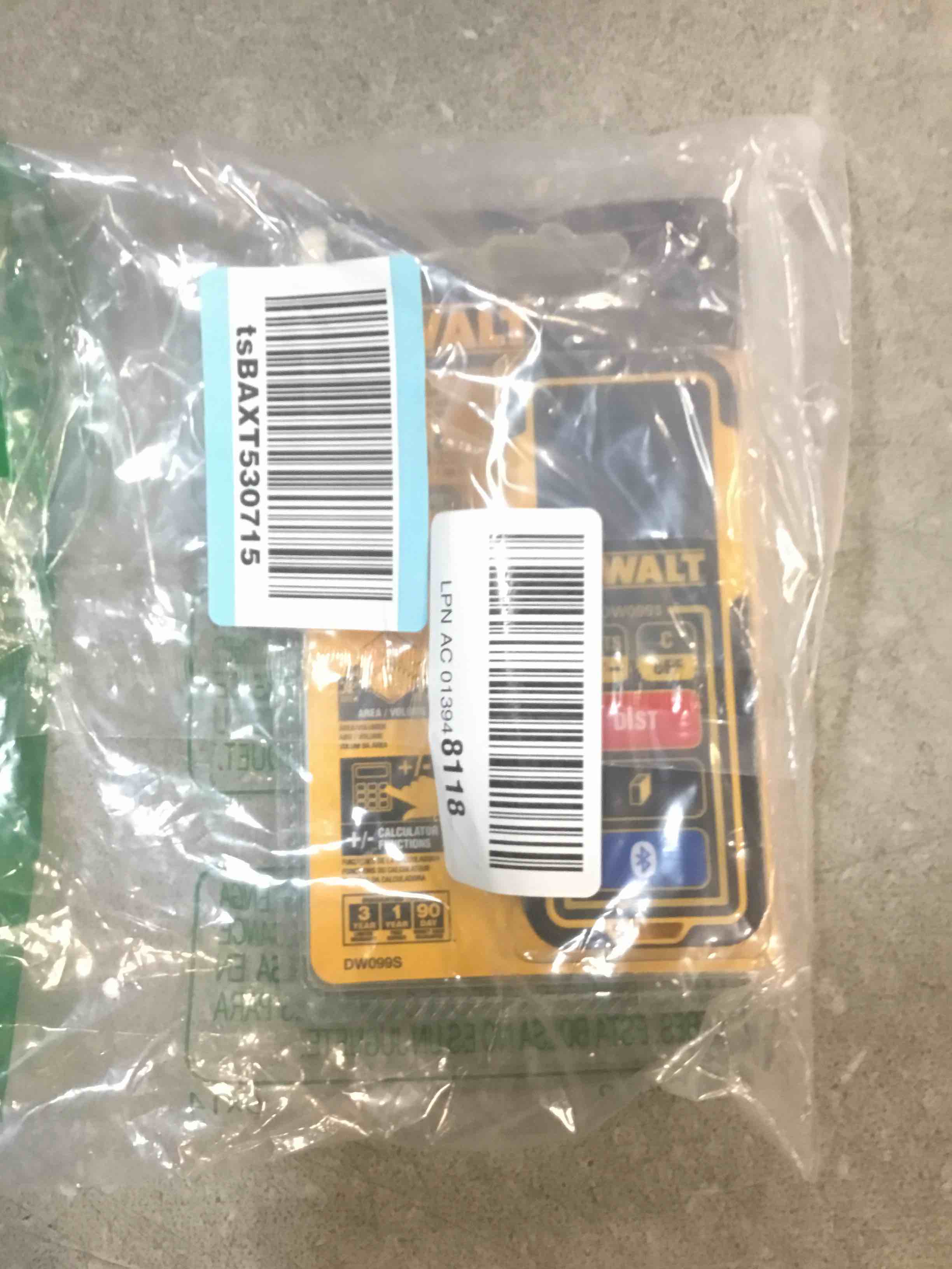 https://s3.amazonaws.com/lotting-images-prod/bidfta/PNK1368717_1733489121721.jpeg