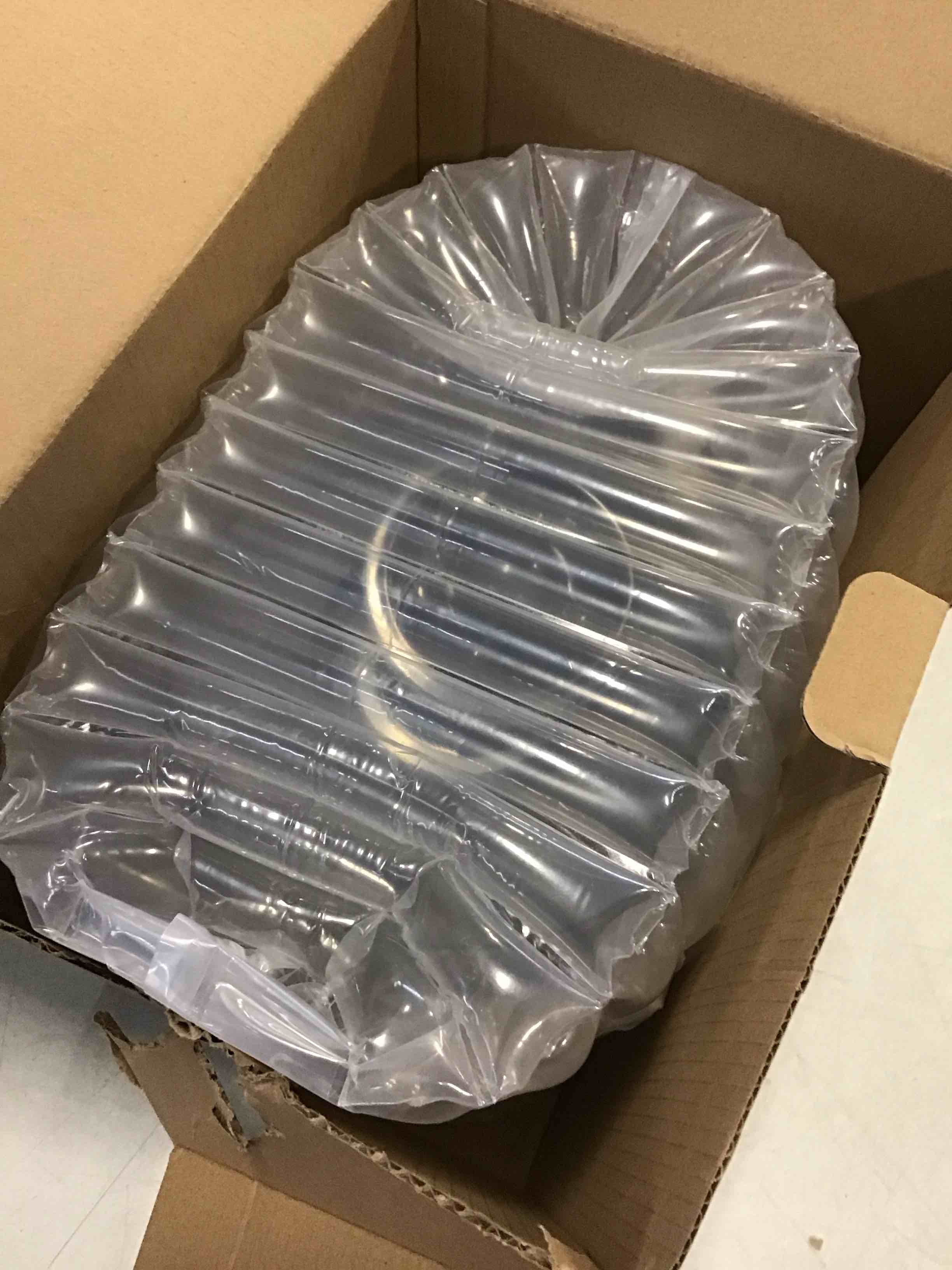 https://s3.amazonaws.com/lotting-images-prod/bidfta/PNK1370702_1732731137056.jpeg