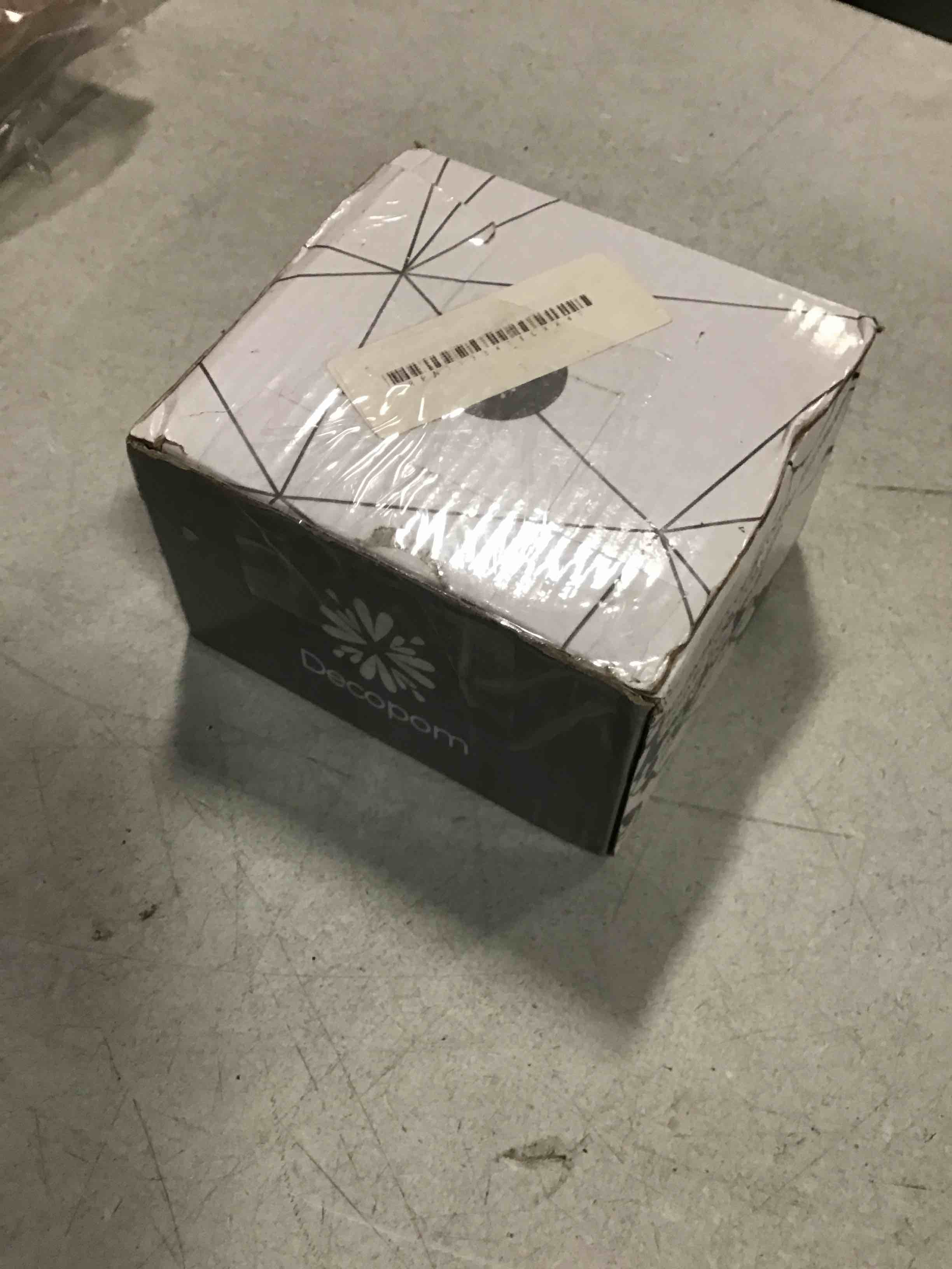 https://s3.amazonaws.com/lotting-images-prod/bidfta/PNK1371364_1733231143972.jpeg