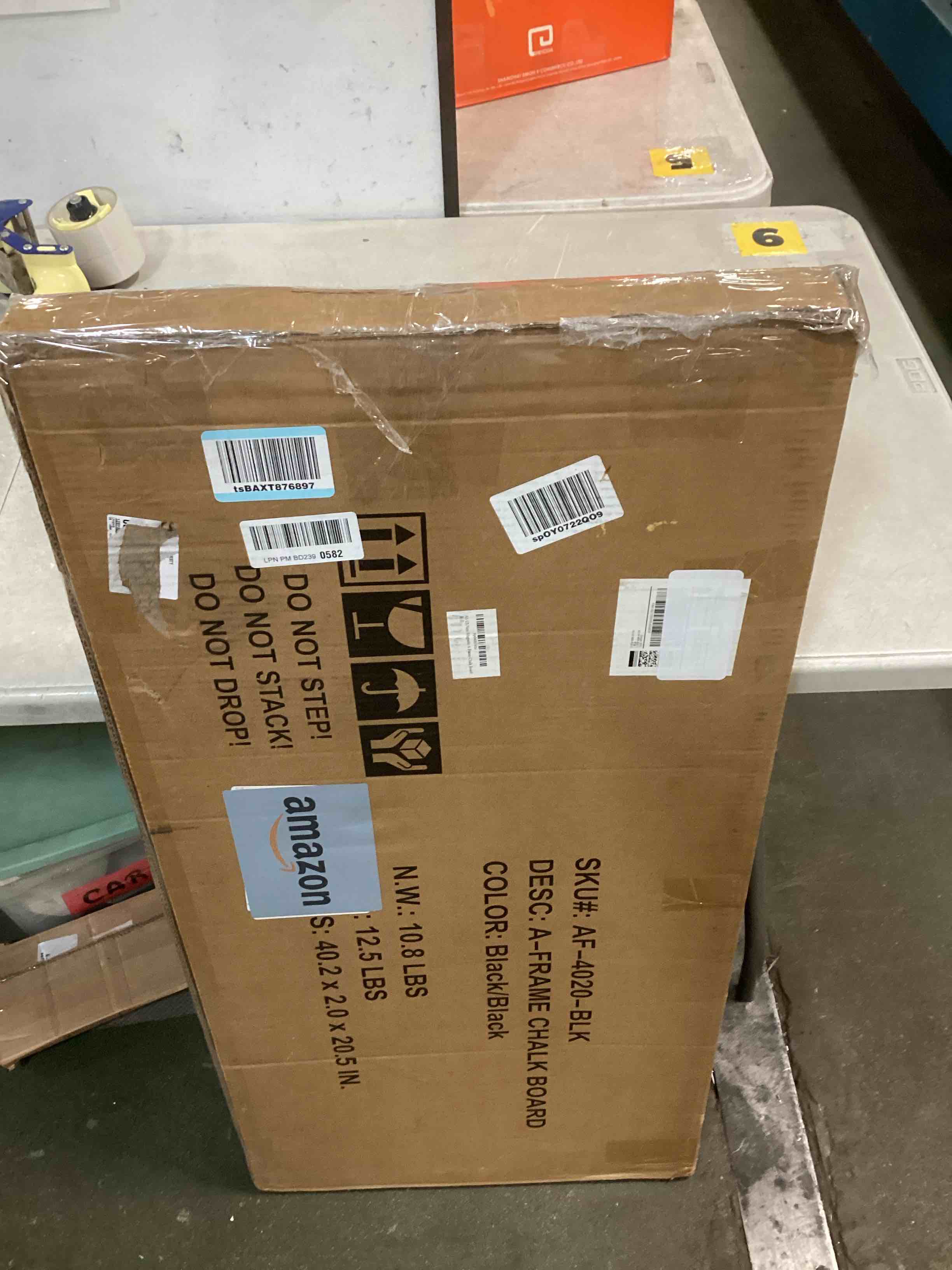 https://s3.amazonaws.com/lotting-images-prod/bidfta/PNK1373242_1732676352915.jpeg