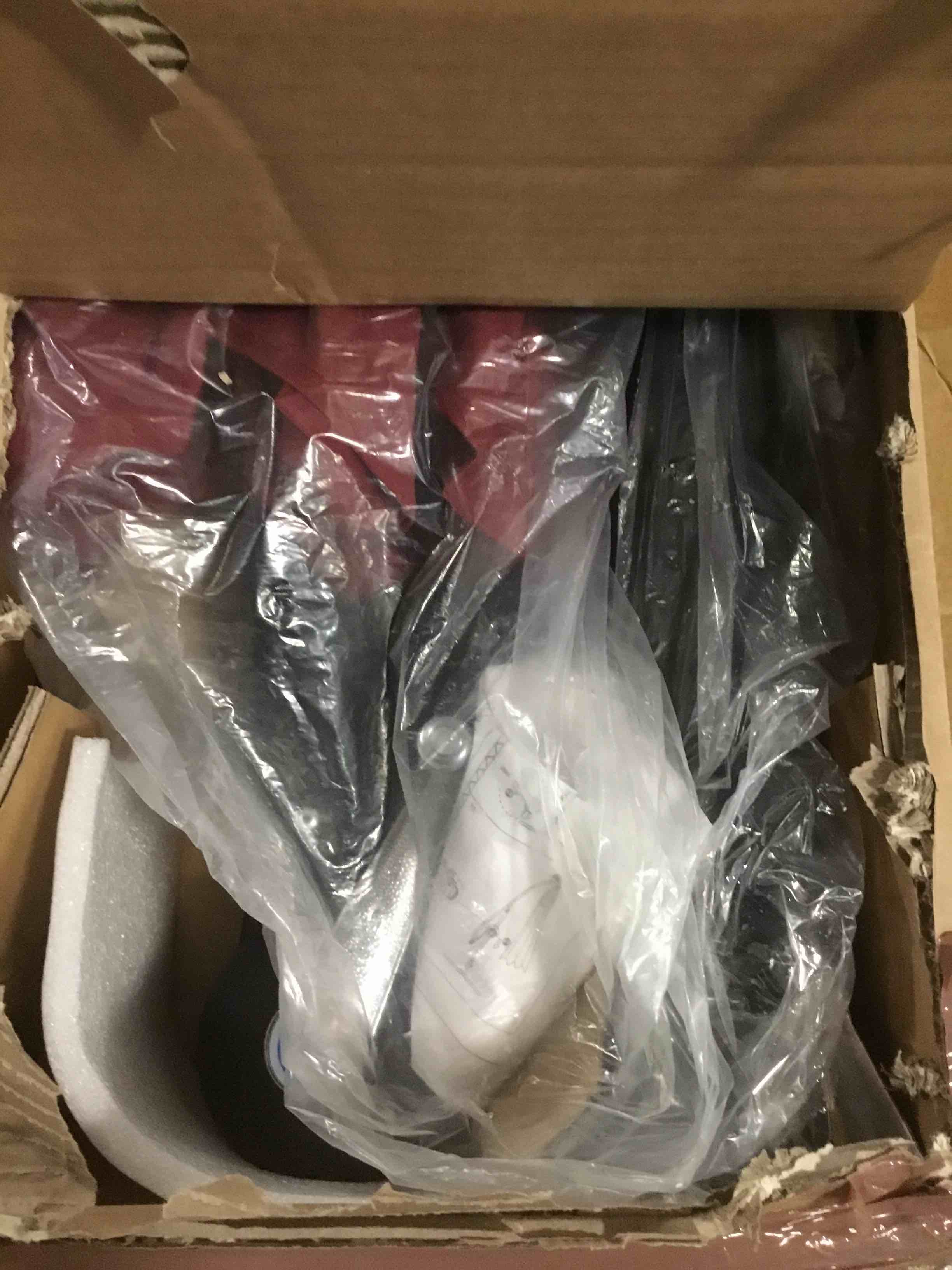 https://s3.amazonaws.com/lotting-images-prod/bidfta/PNK1373955_1733268730564.jpeg
