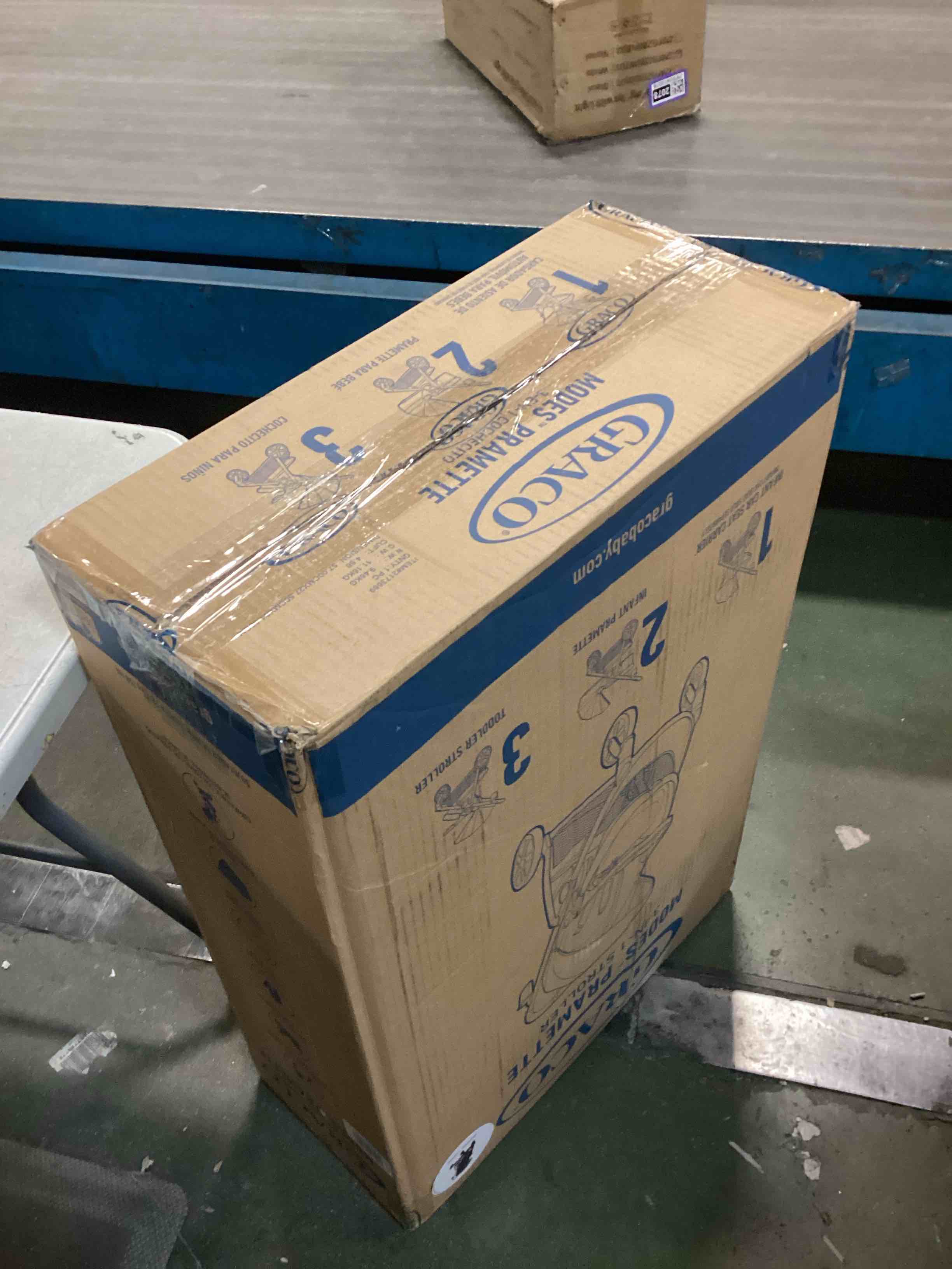 https://s3.amazonaws.com/lotting-images-prod/bidfta/PNK1374436_1733896422793.jpeg