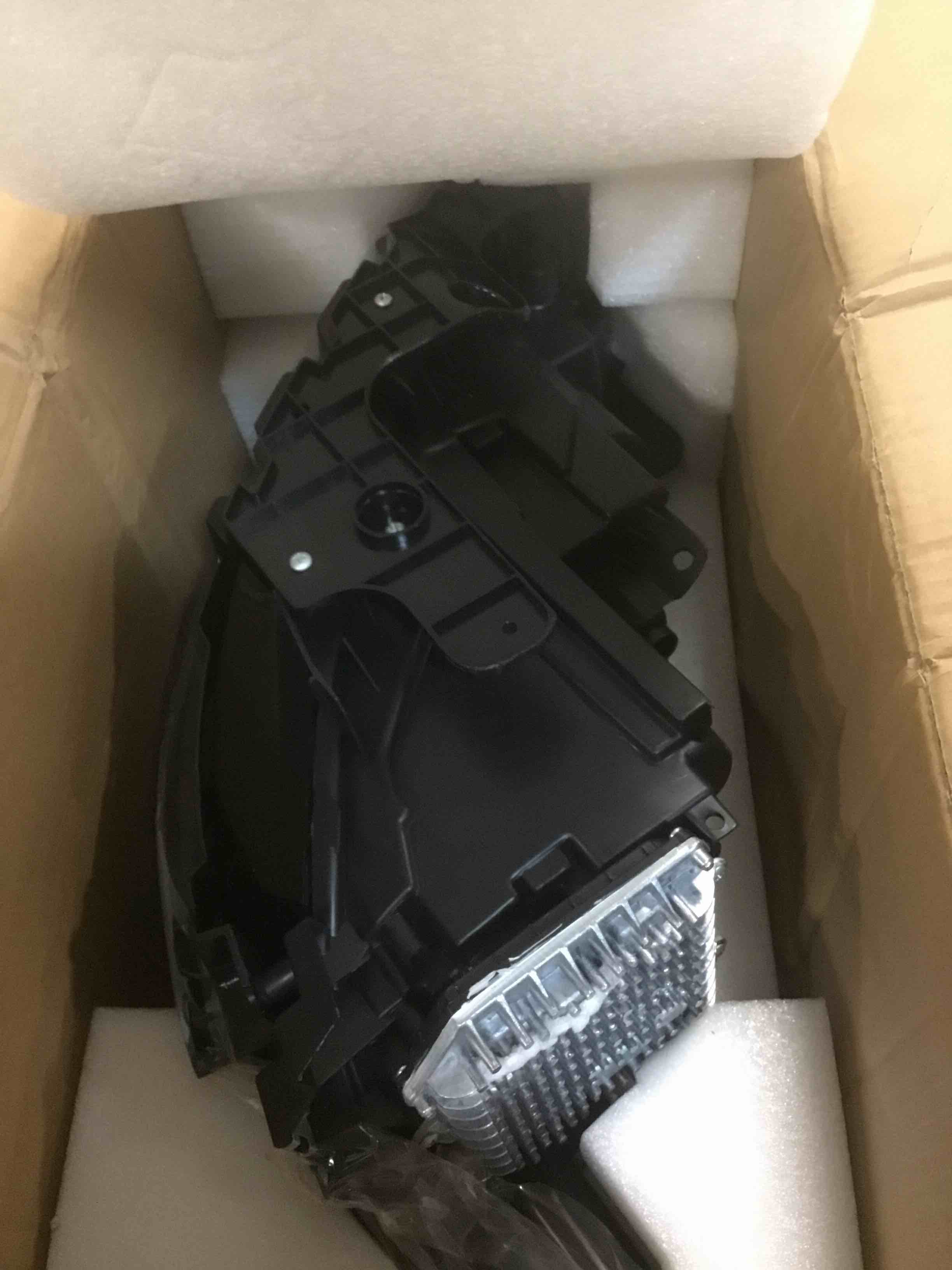 https://s3.amazonaws.com/lotting-images-prod/bidfta/PNK1374631_1734045656760.jpeg