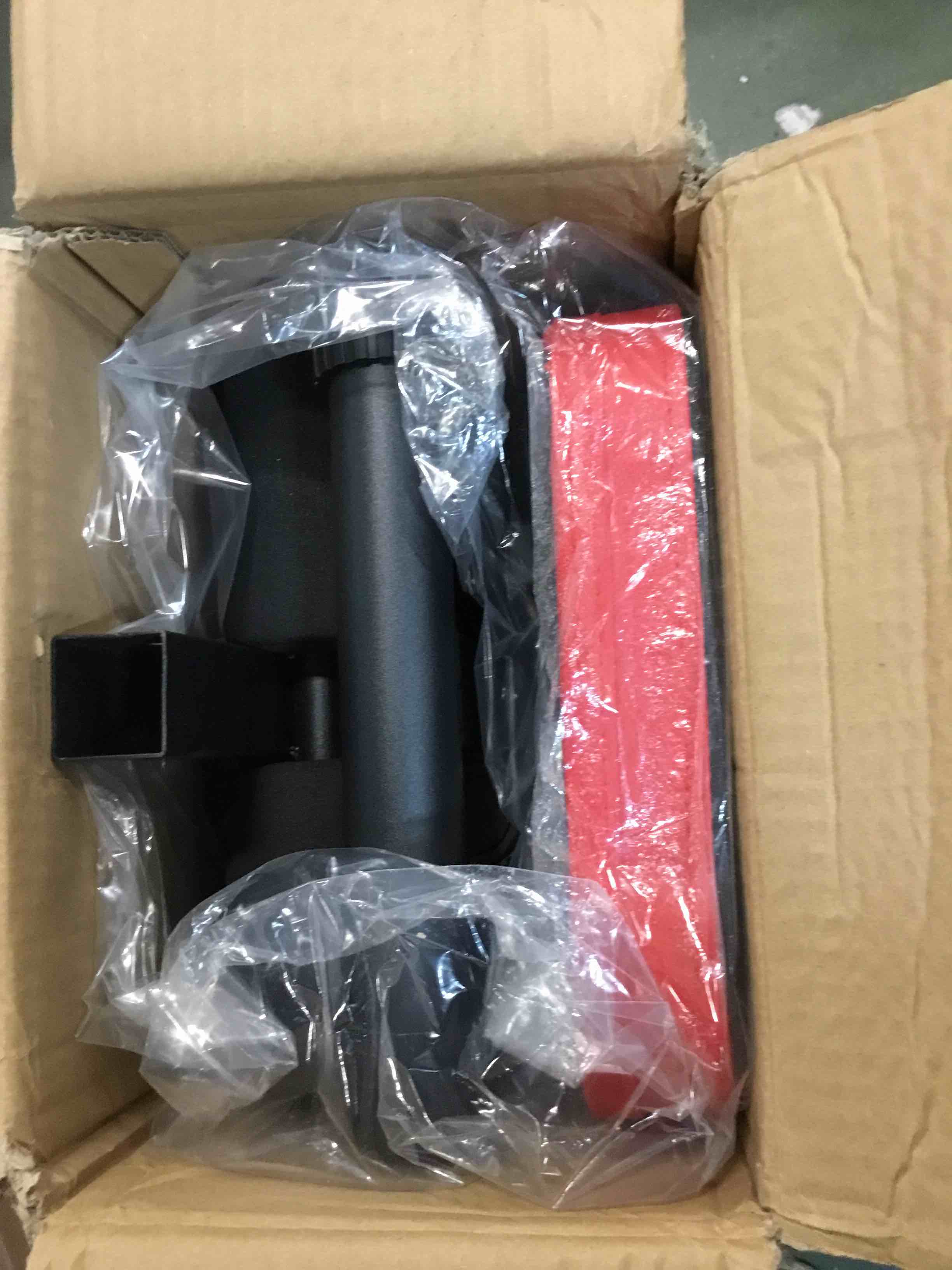 https://s3.amazonaws.com/lotting-images-prod/bidfta/PNK1374687_1734054604183.jpeg