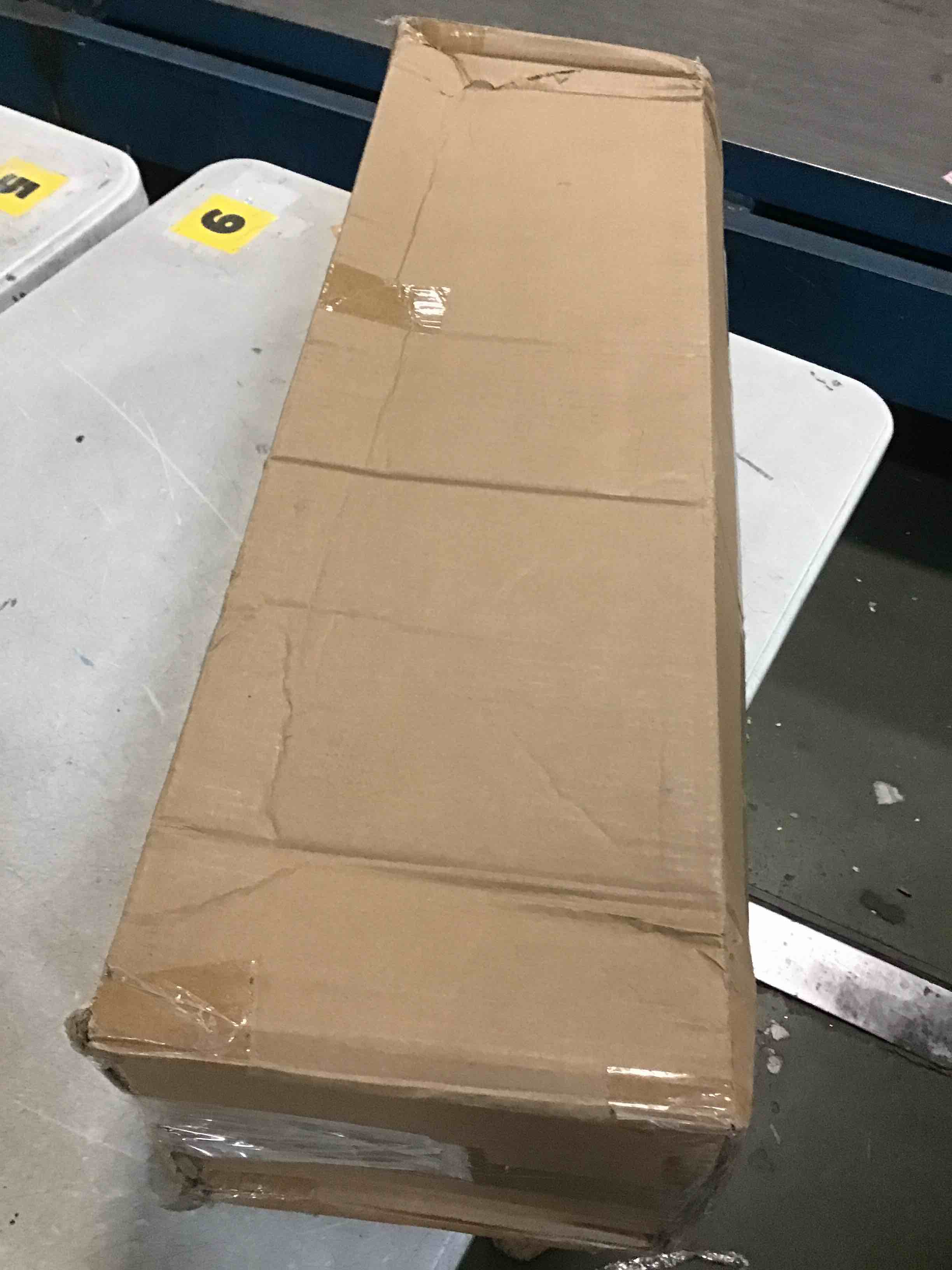 https://s3.amazonaws.com/lotting-images-prod/bidfta/PNK1374827_1734147031505.jpeg