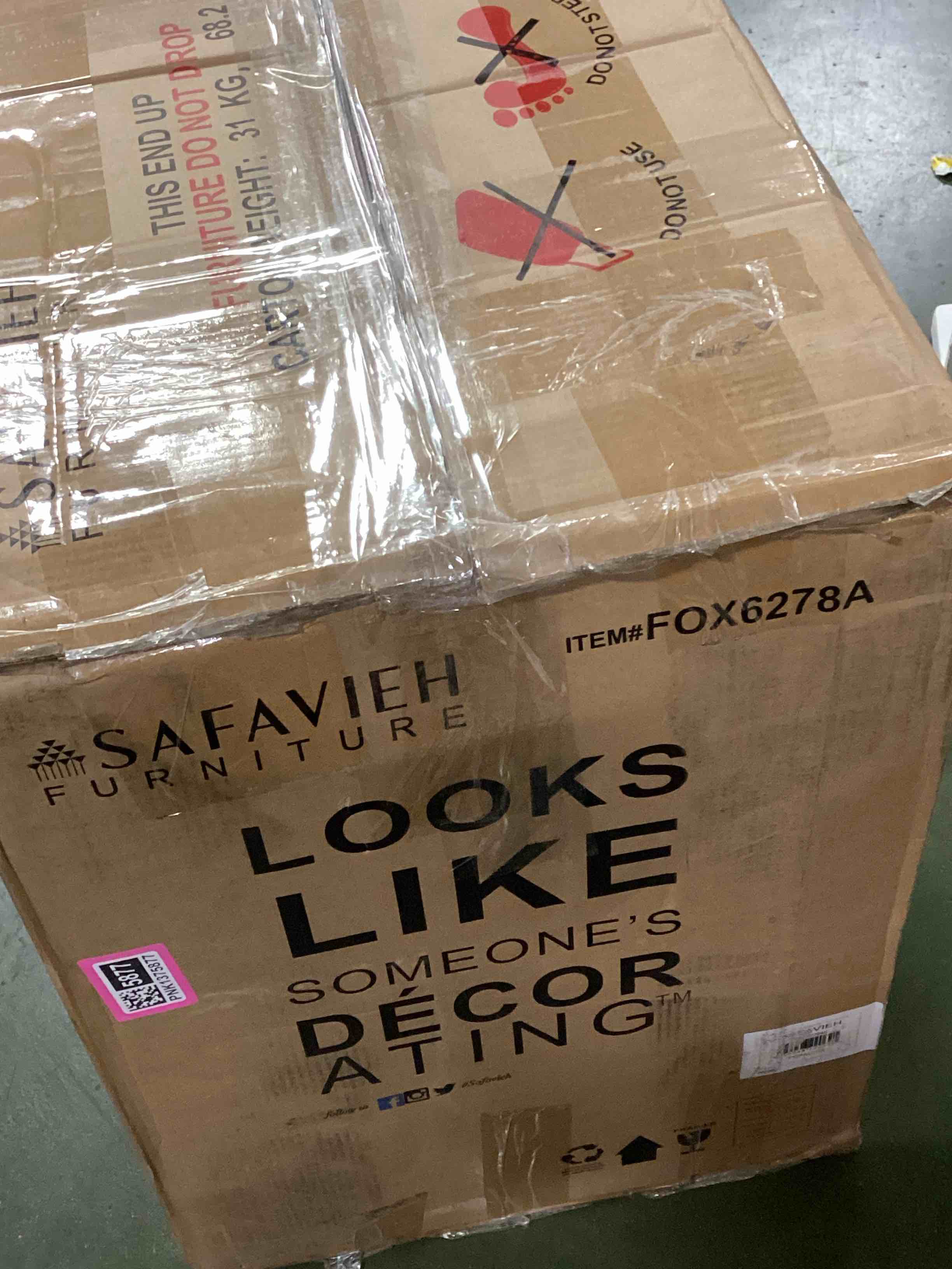 https://s3.amazonaws.com/lotting-images-prod/bidfta/PNK1375877_1733351066903.jpeg