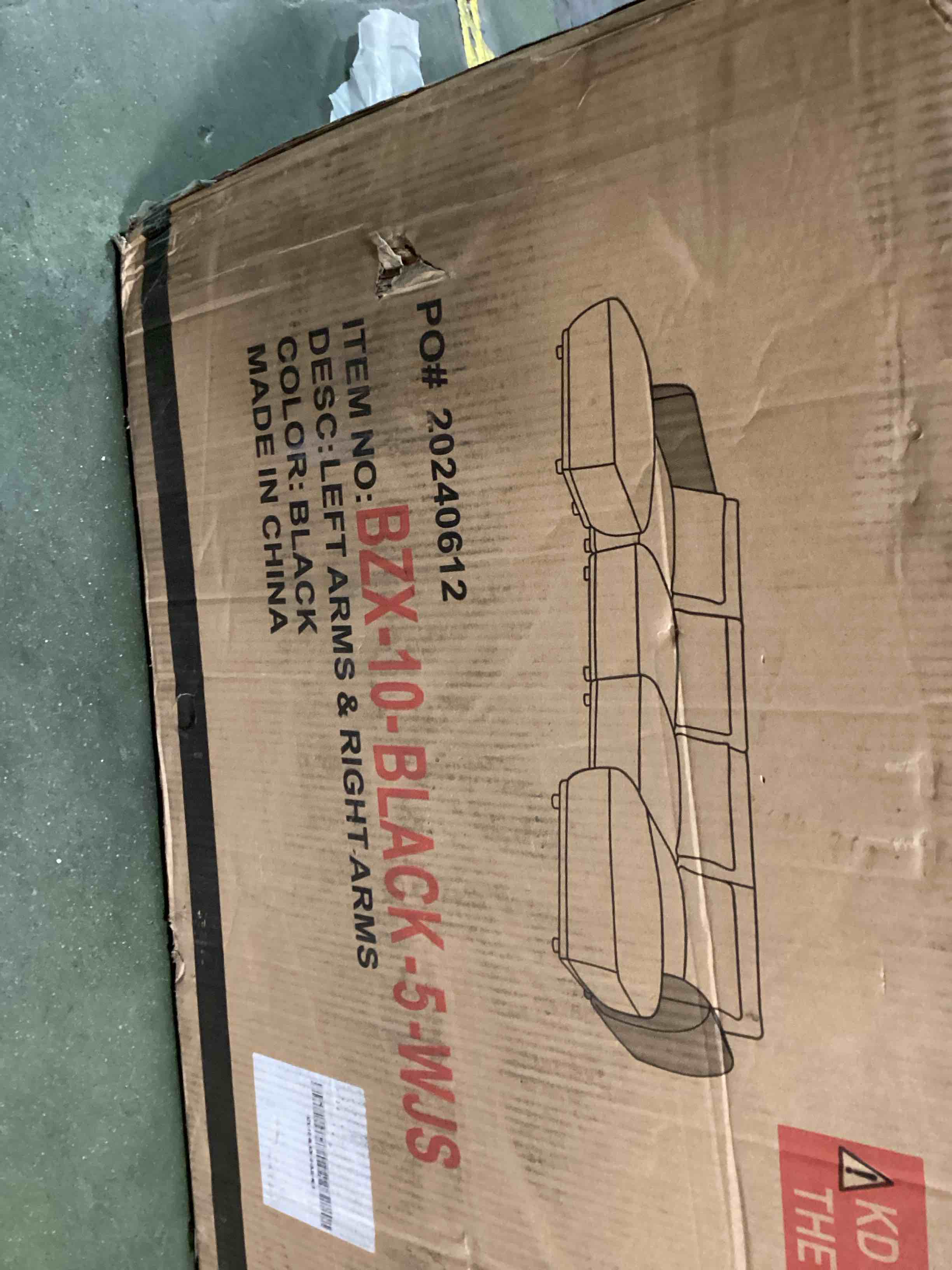 https://s3.amazonaws.com/lotting-images-prod/bidfta/PNK1375897_1733375092312.jpeg