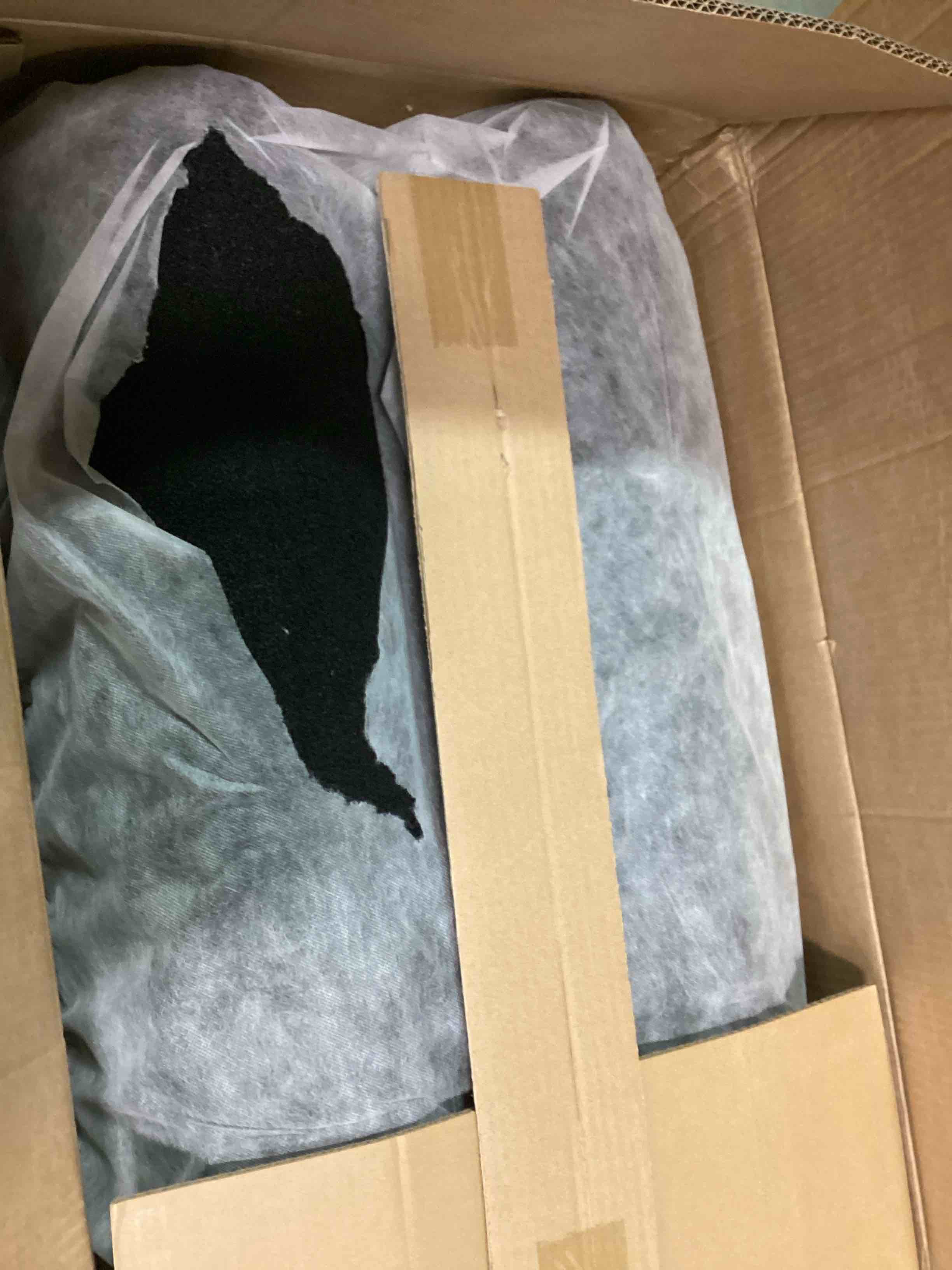 https://s3.amazonaws.com/lotting-images-prod/bidfta/PNK1375897_1733375102422.jpeg