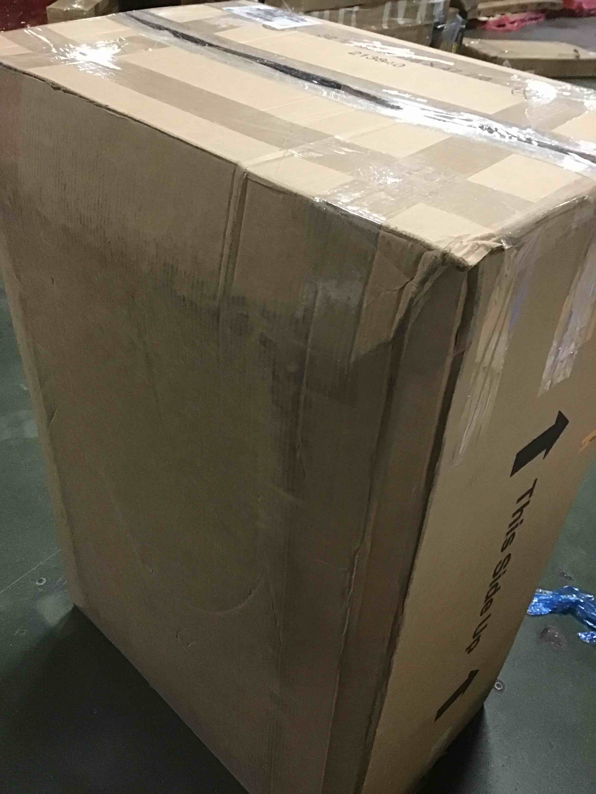 https://s3.amazonaws.com/lotting-images-prod/bidfta/PNK1376145_1733869442321.jpeg
