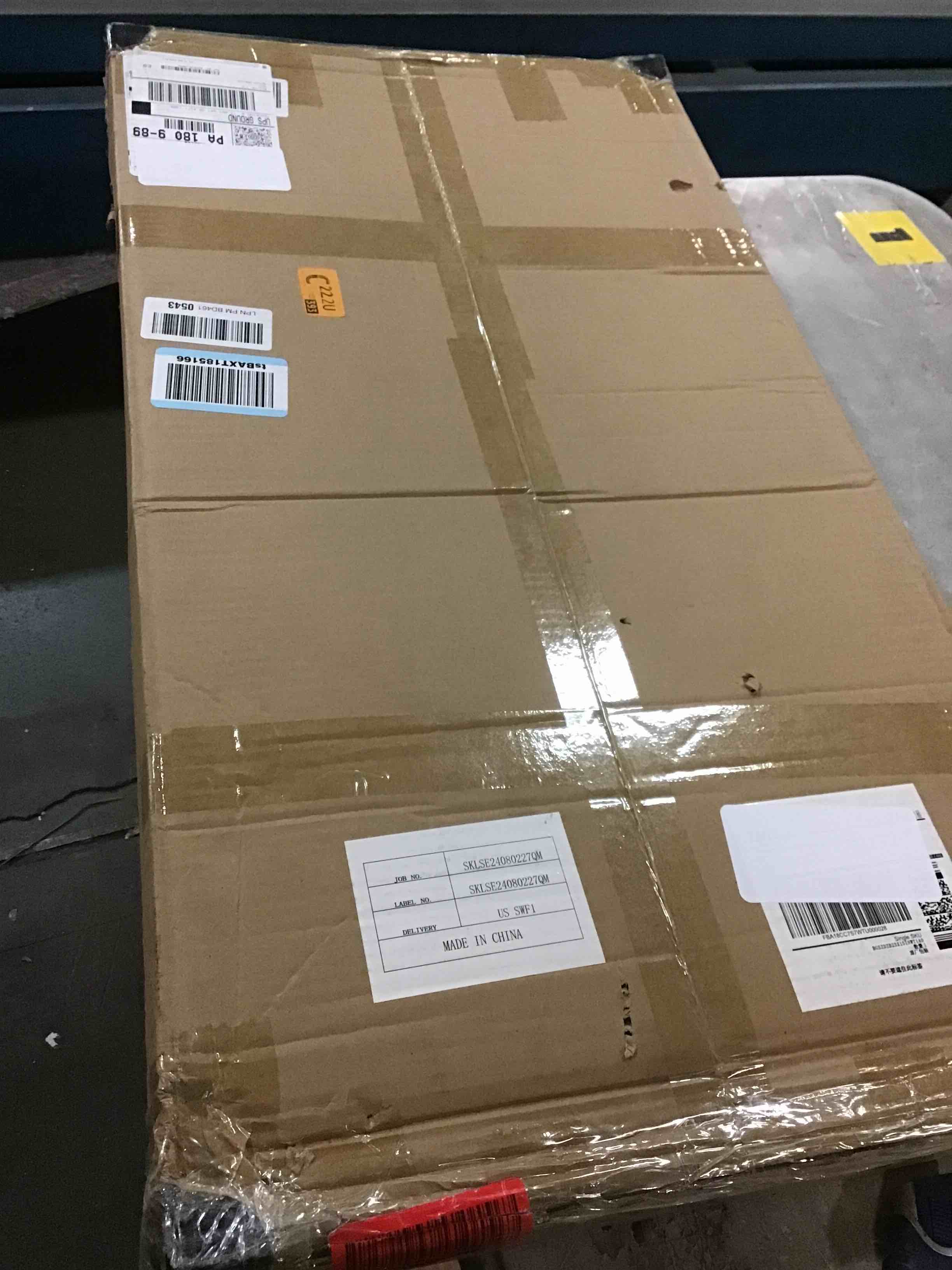 https://s3.amazonaws.com/lotting-images-prod/bidfta/PNK1376340_1733973451429.jpeg