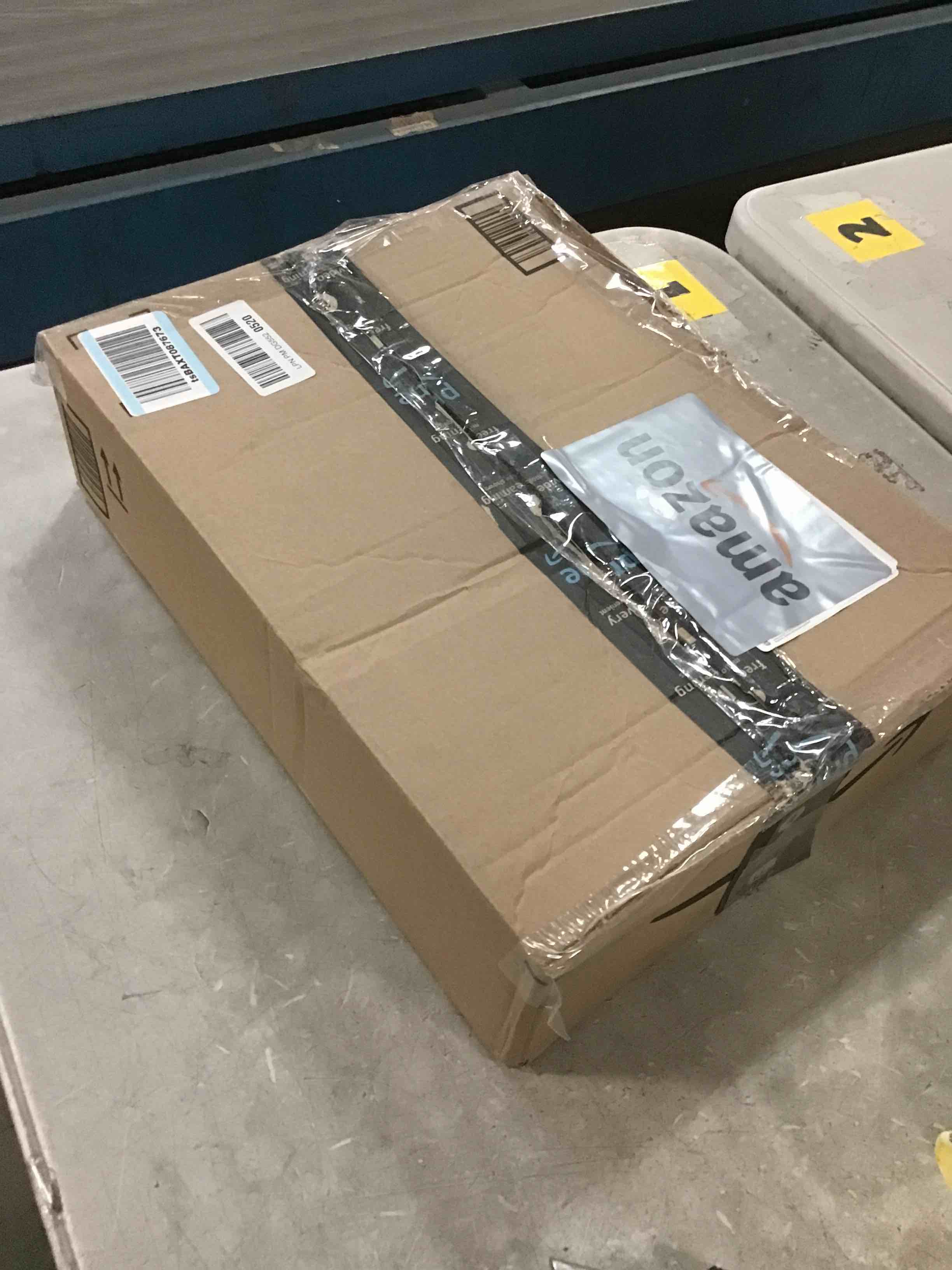 https://s3.amazonaws.com/lotting-images-prod/bidfta/PNK1376561_1734067163582.jpeg