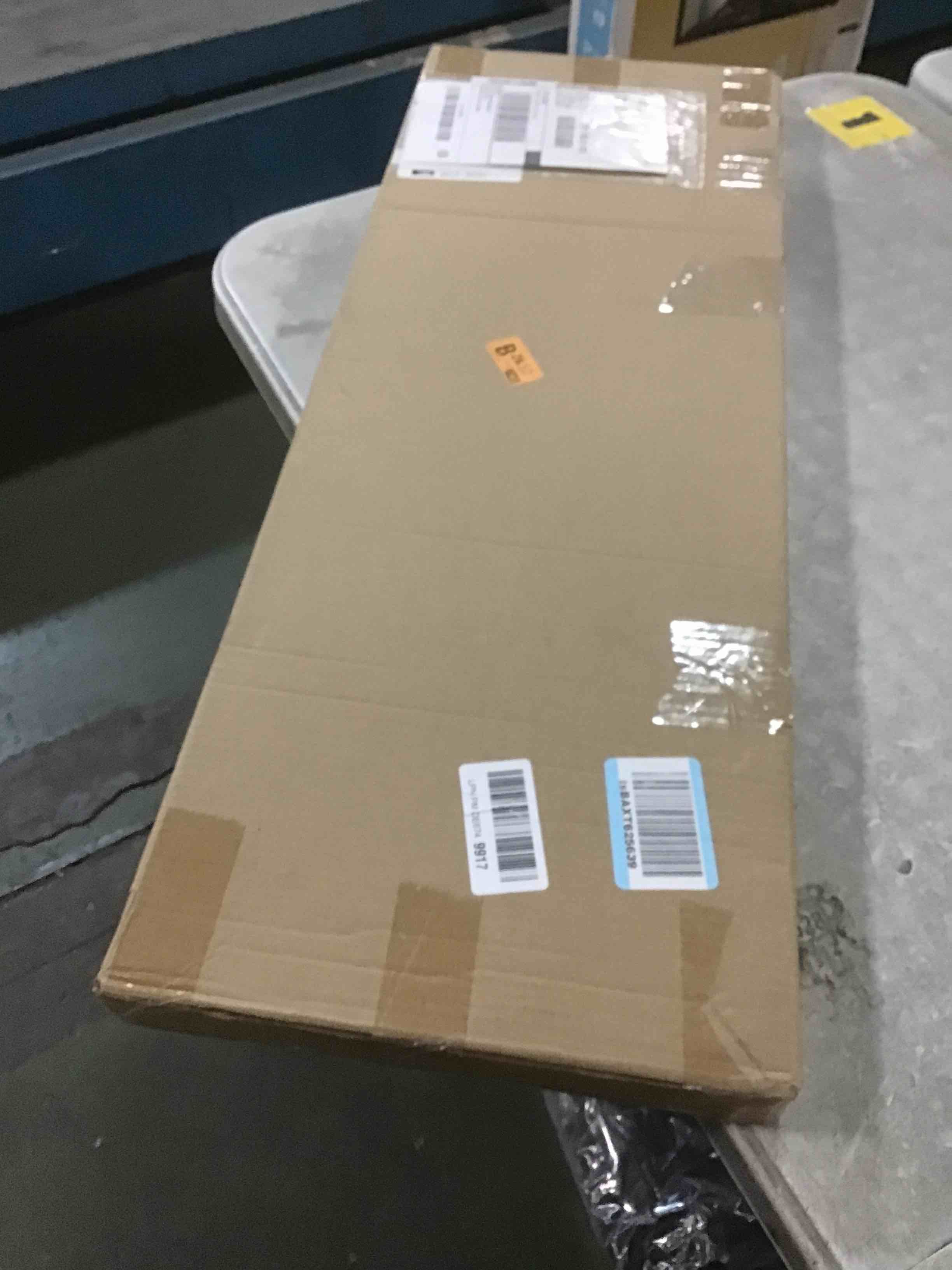 https://s3.amazonaws.com/lotting-images-prod/bidfta/PNK1376891_1734473359103.jpeg