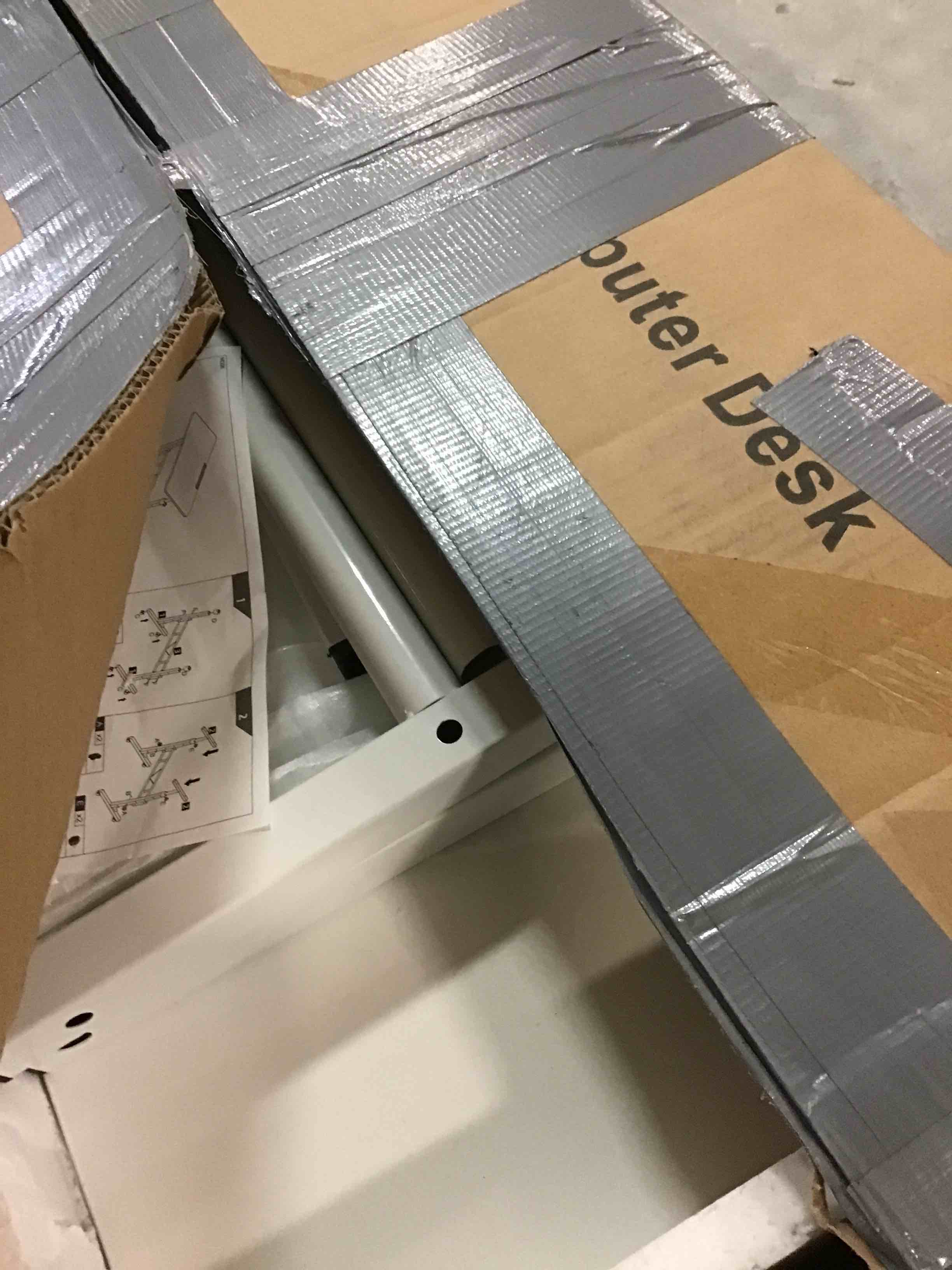 https://s3.amazonaws.com/lotting-images-prod/bidfta/PNK1376995_1734483005100.jpeg