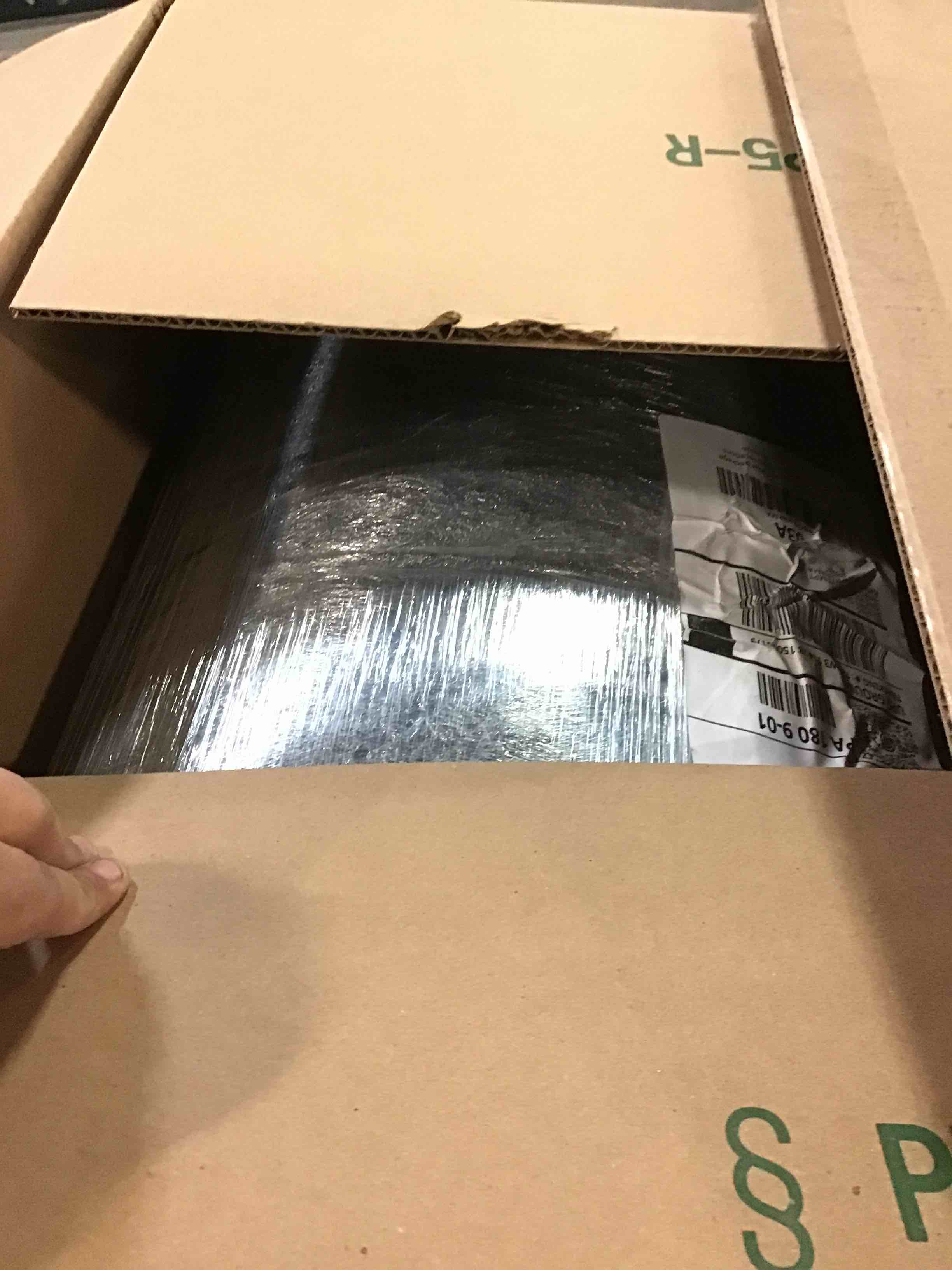 https://s3.amazonaws.com/lotting-images-prod/bidfta/PNK1377435_1734588484620.jpeg