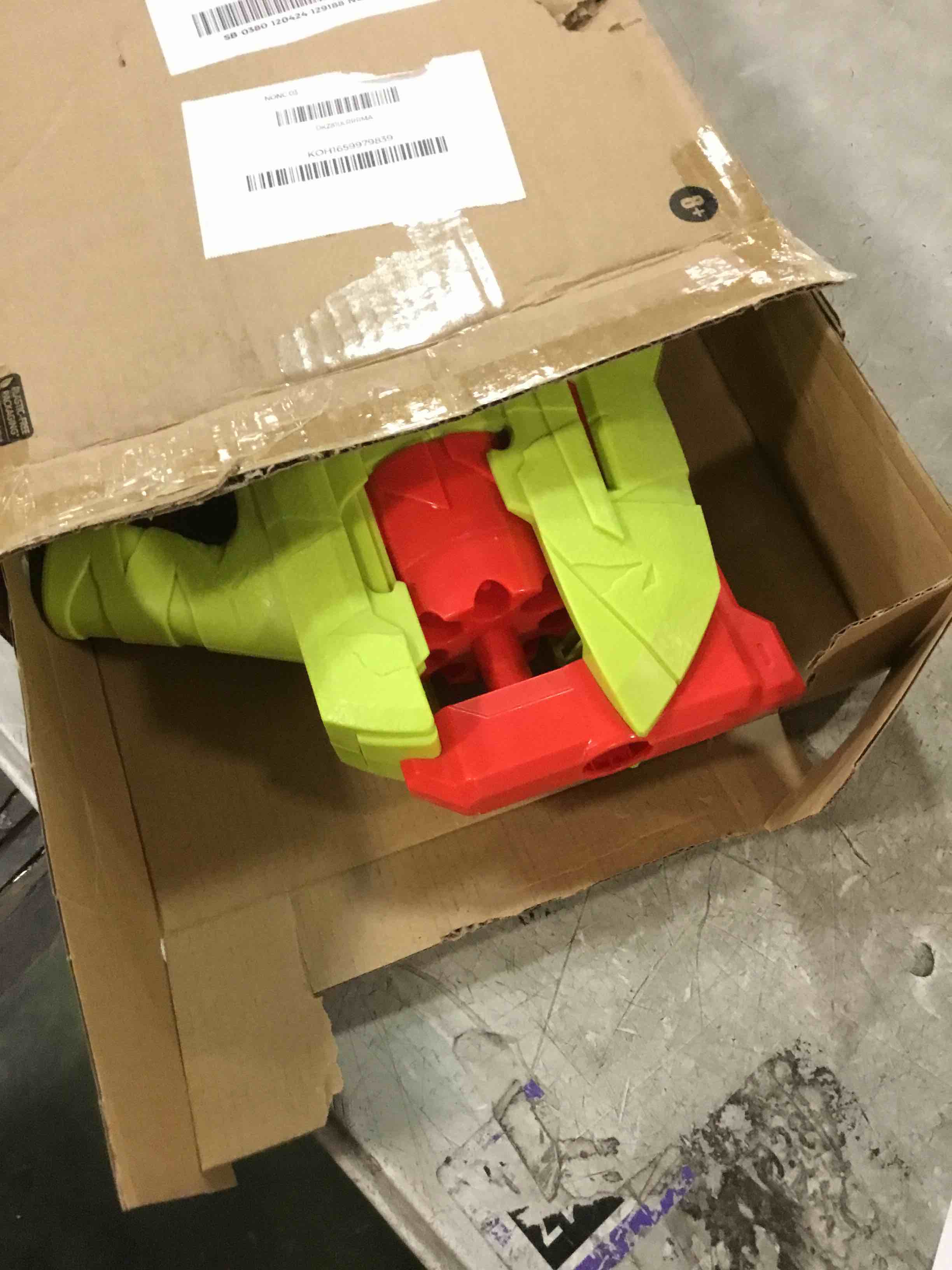 https://s3.amazonaws.com/lotting-images-prod/bidfta/PNK1377467_1734648221547.jpeg