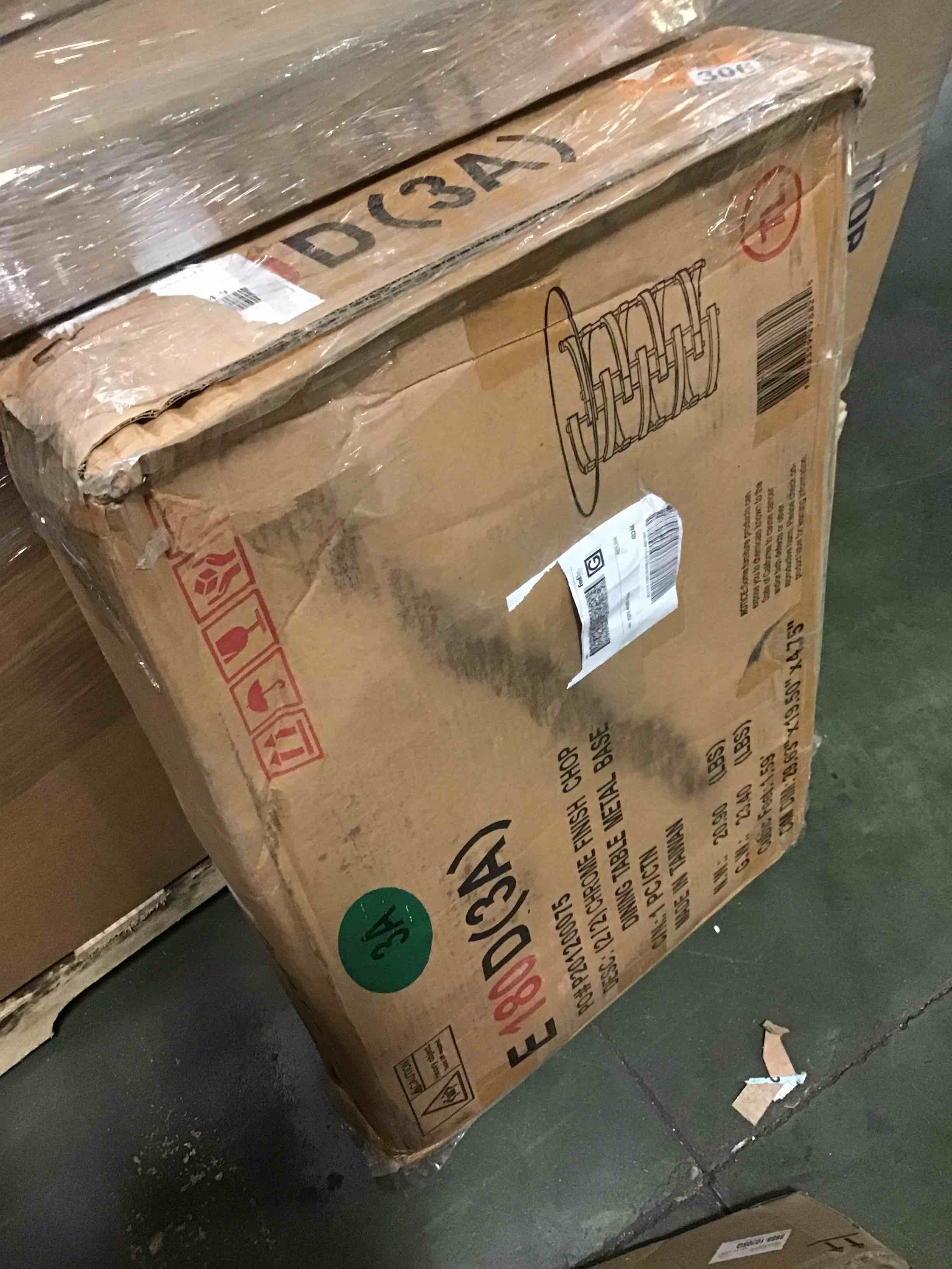 https://s3.amazonaws.com/lotting-images-prod/bidfta/PNK1377714_1734739007905.jpeg