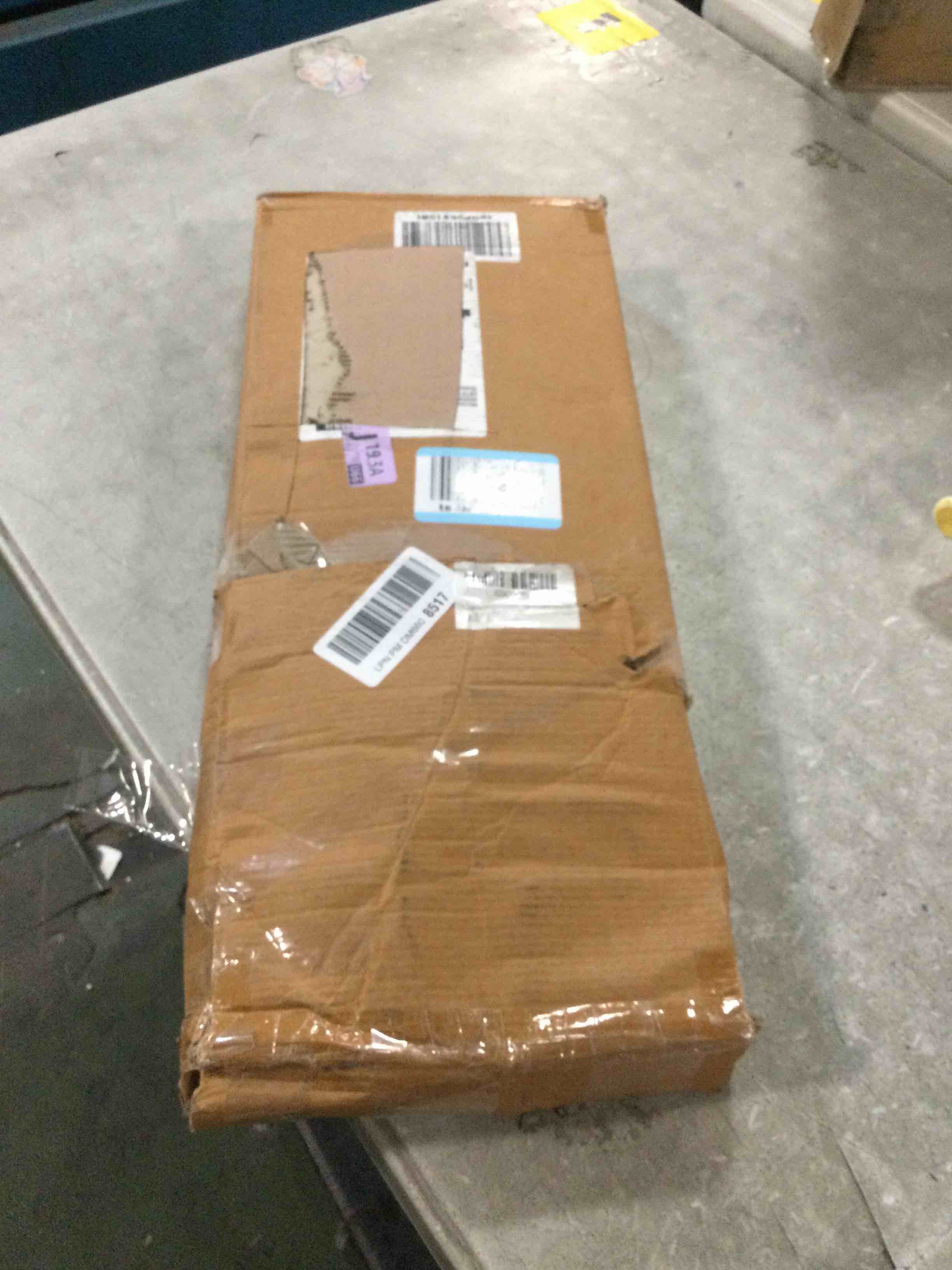 https://s3.amazonaws.com/lotting-images-prod/bidfta/PNK1377831_1735164418487.jpeg
