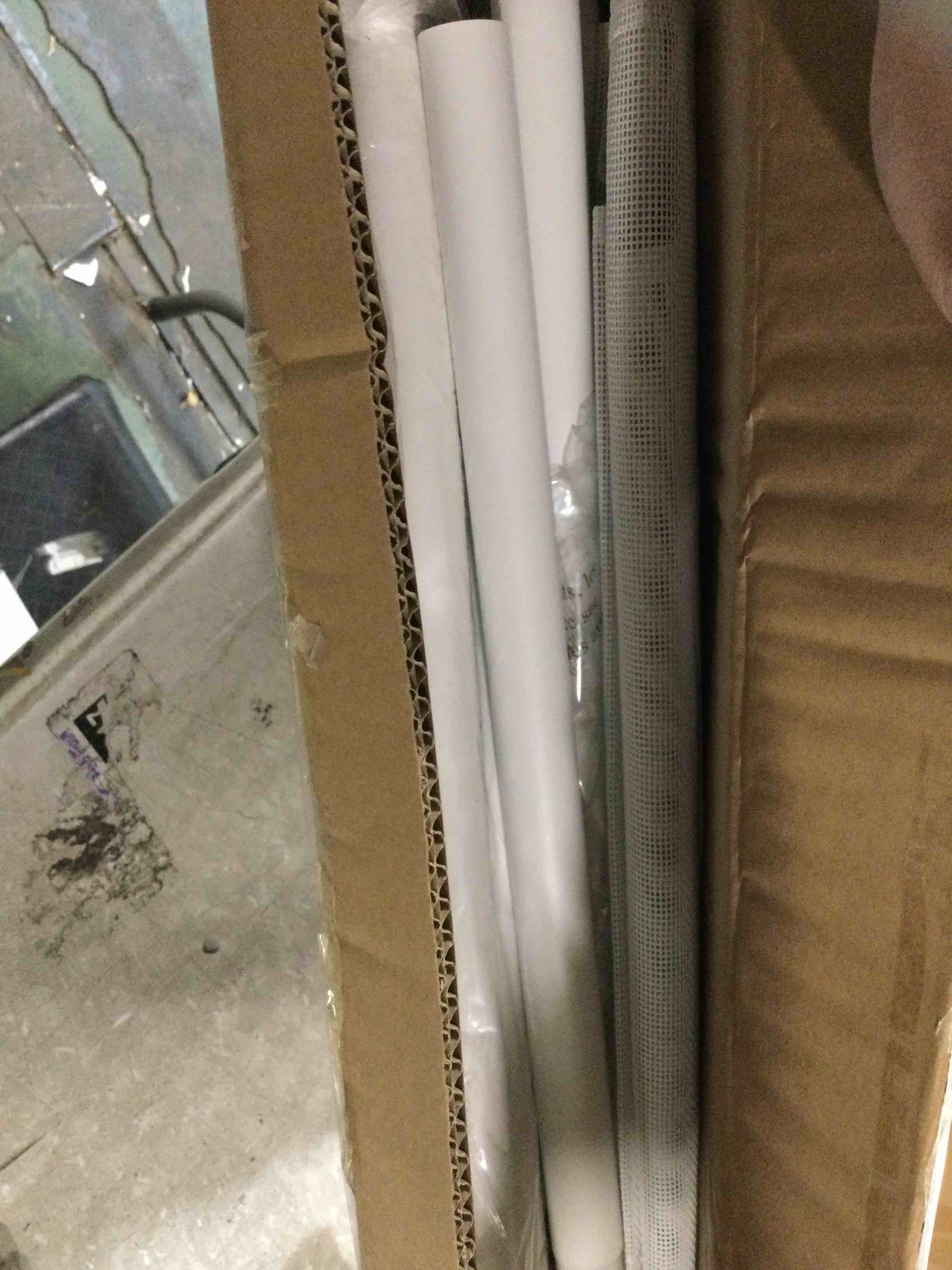 https://s3.amazonaws.com/lotting-images-prod/bidfta/PNK1377883_1735174146812.jpeg