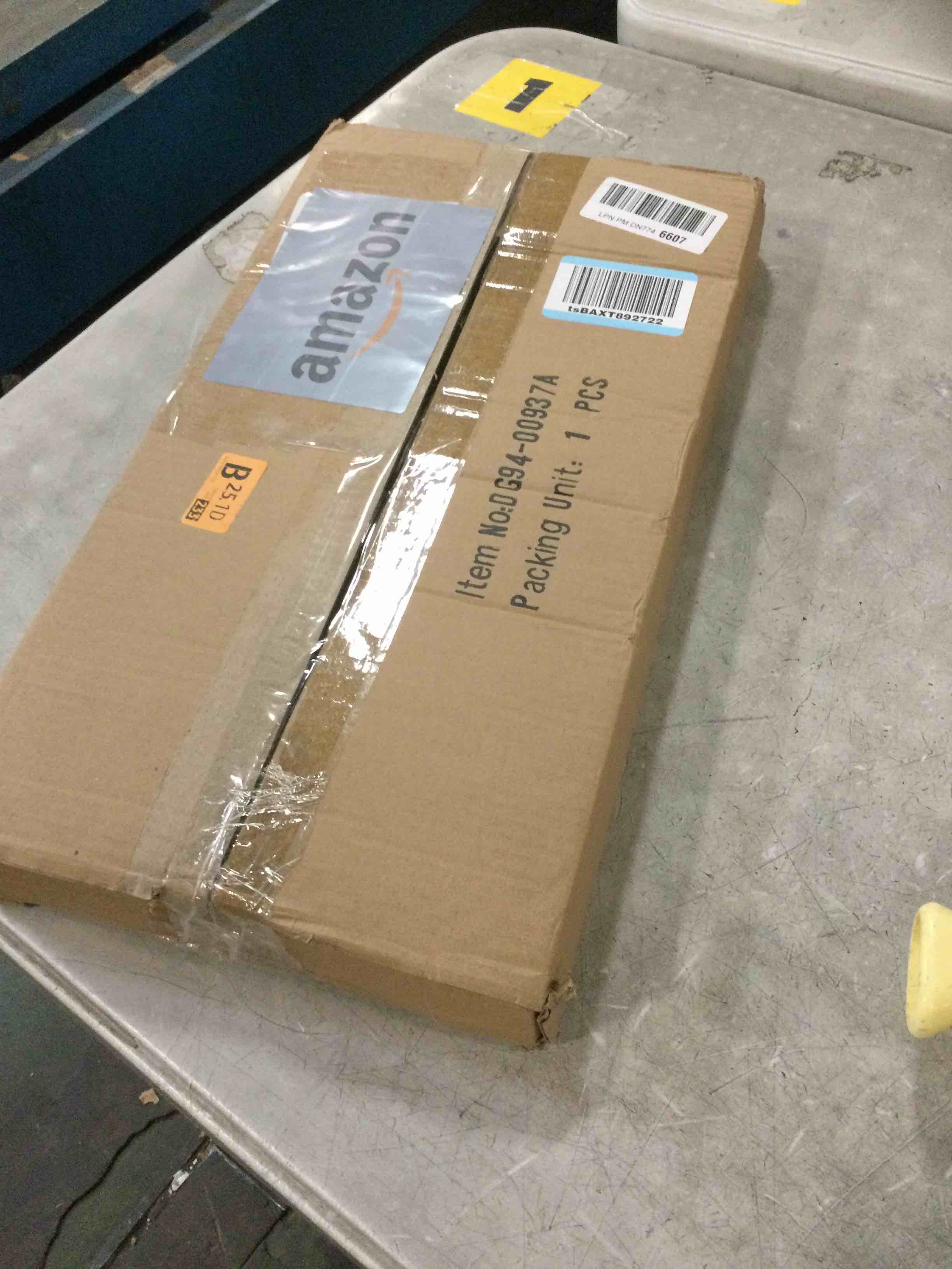 https://s3.amazonaws.com/lotting-images-prod/bidfta/PNK1377891_1735175344602.jpeg